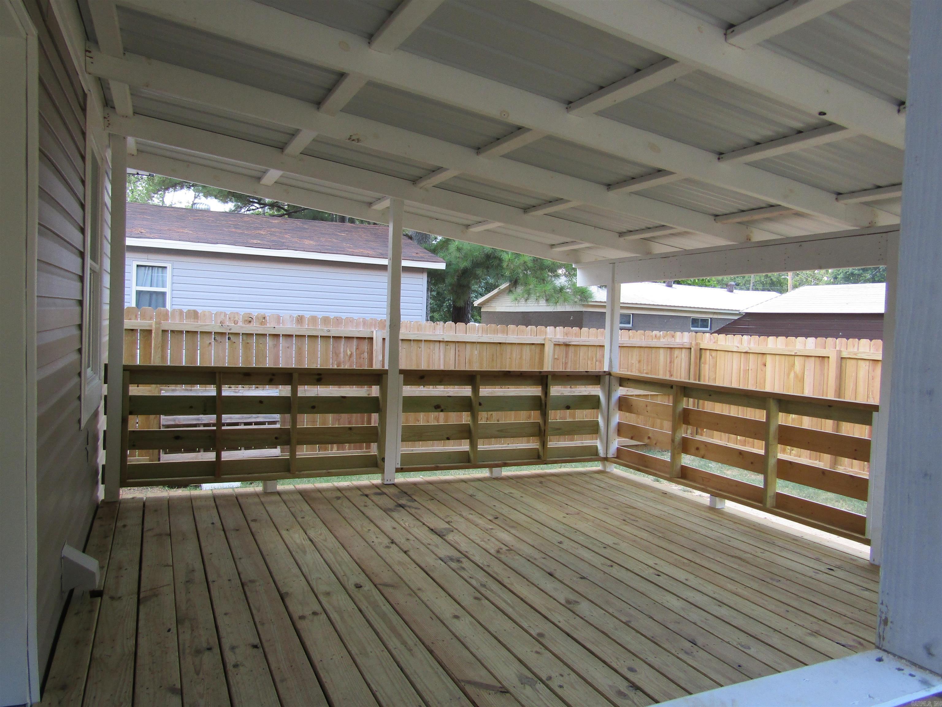 1203 E Lake  Paragould, AR