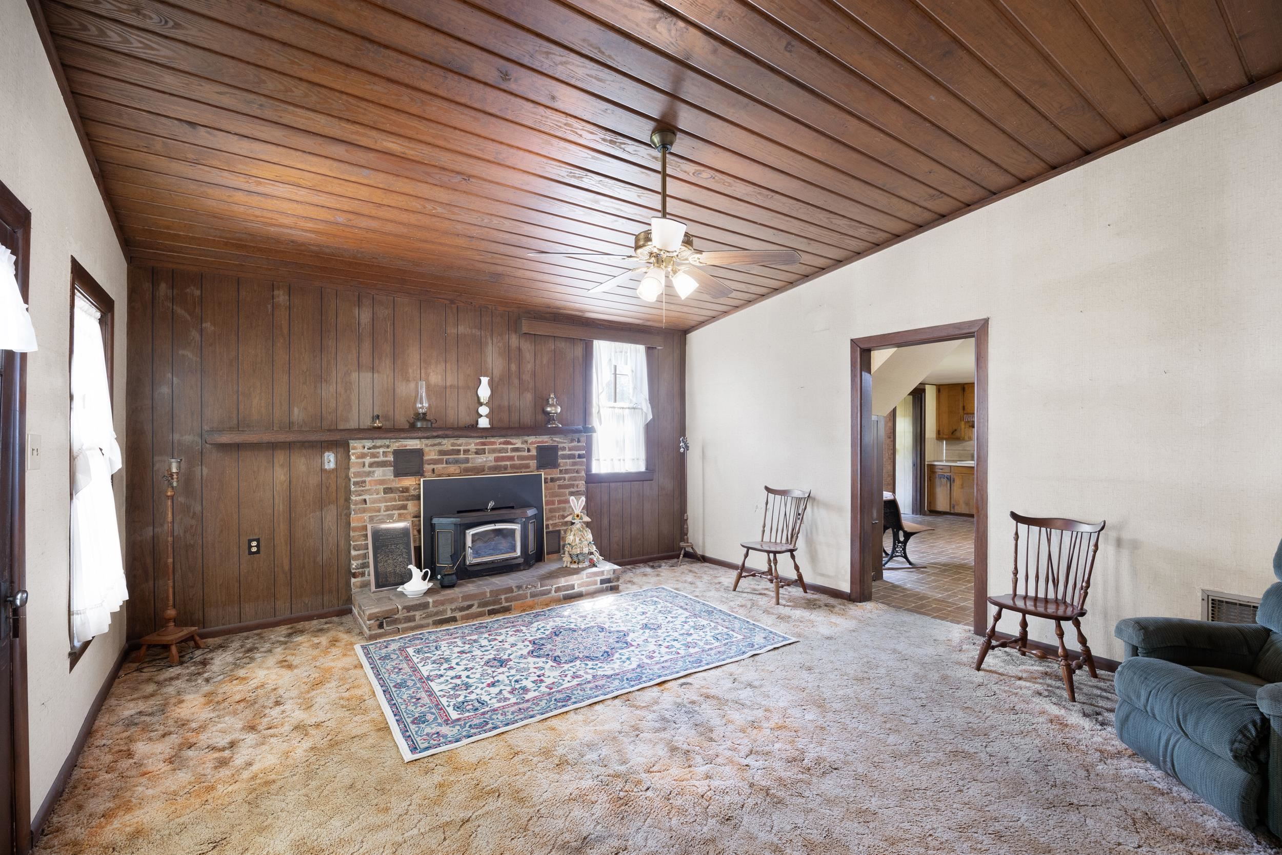 226  Lee Street  Clarksville, AR