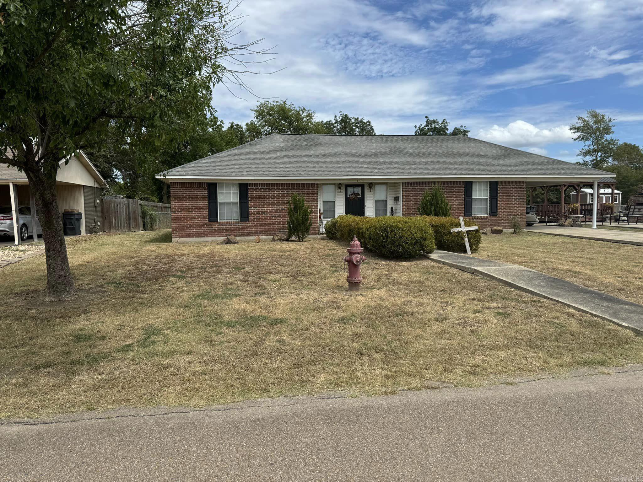 1584  Alexander  Lake Village, AR