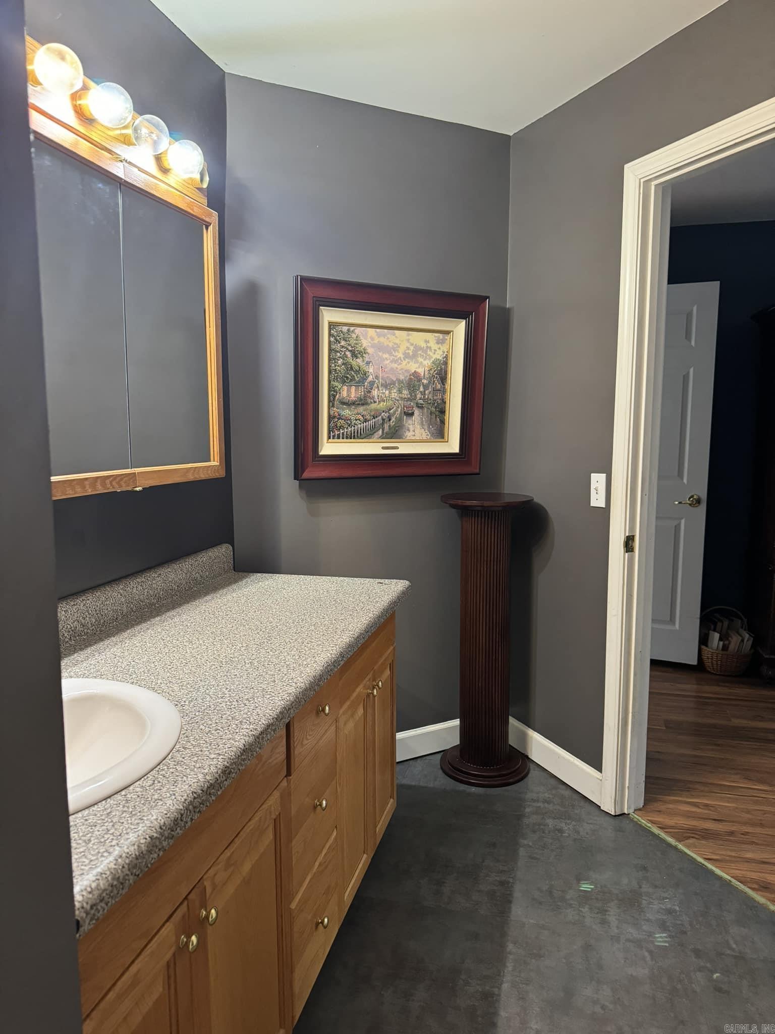 1584  Alexander  Lake Village, AR