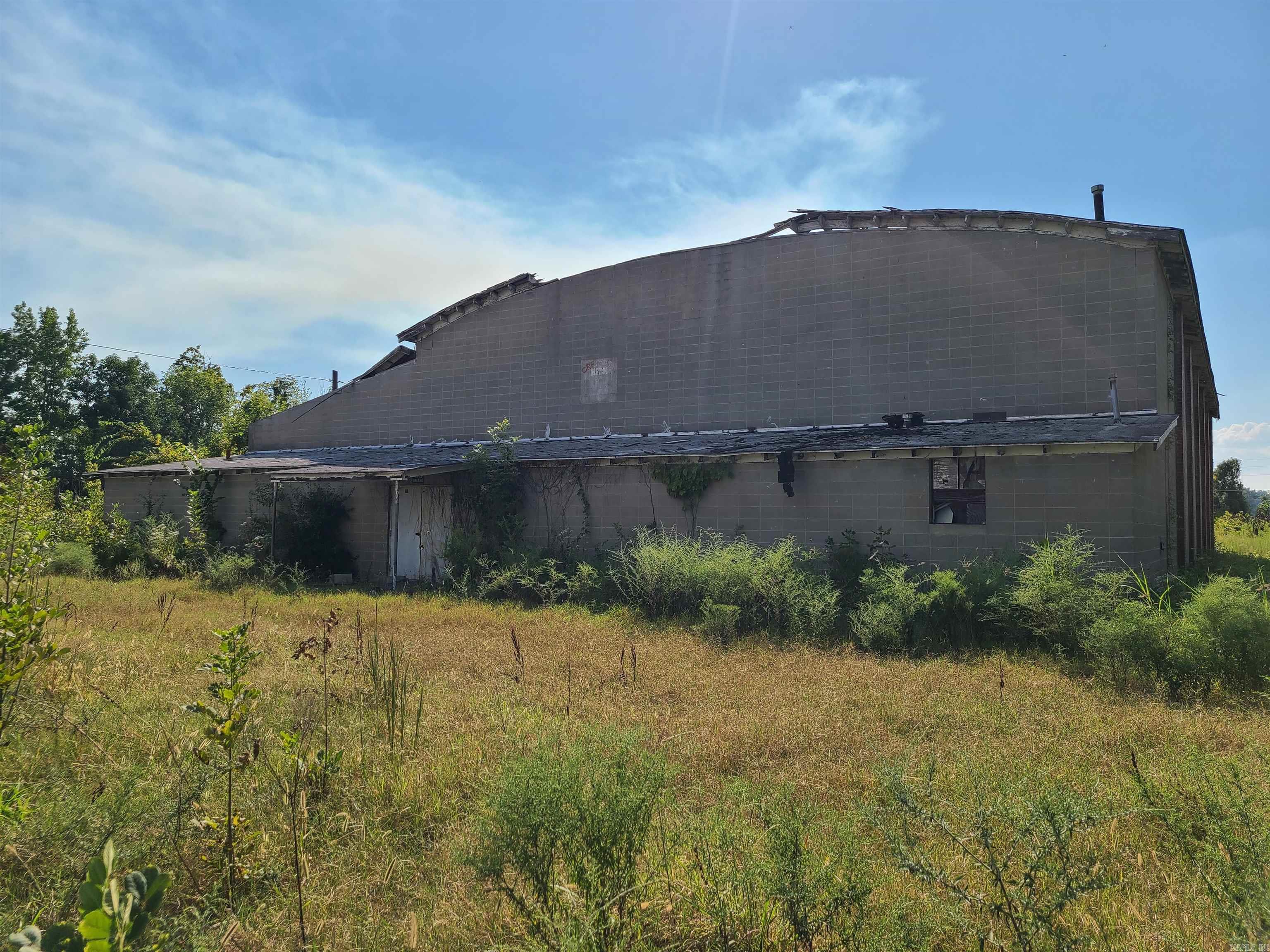 540  2nd  Greenway, AR