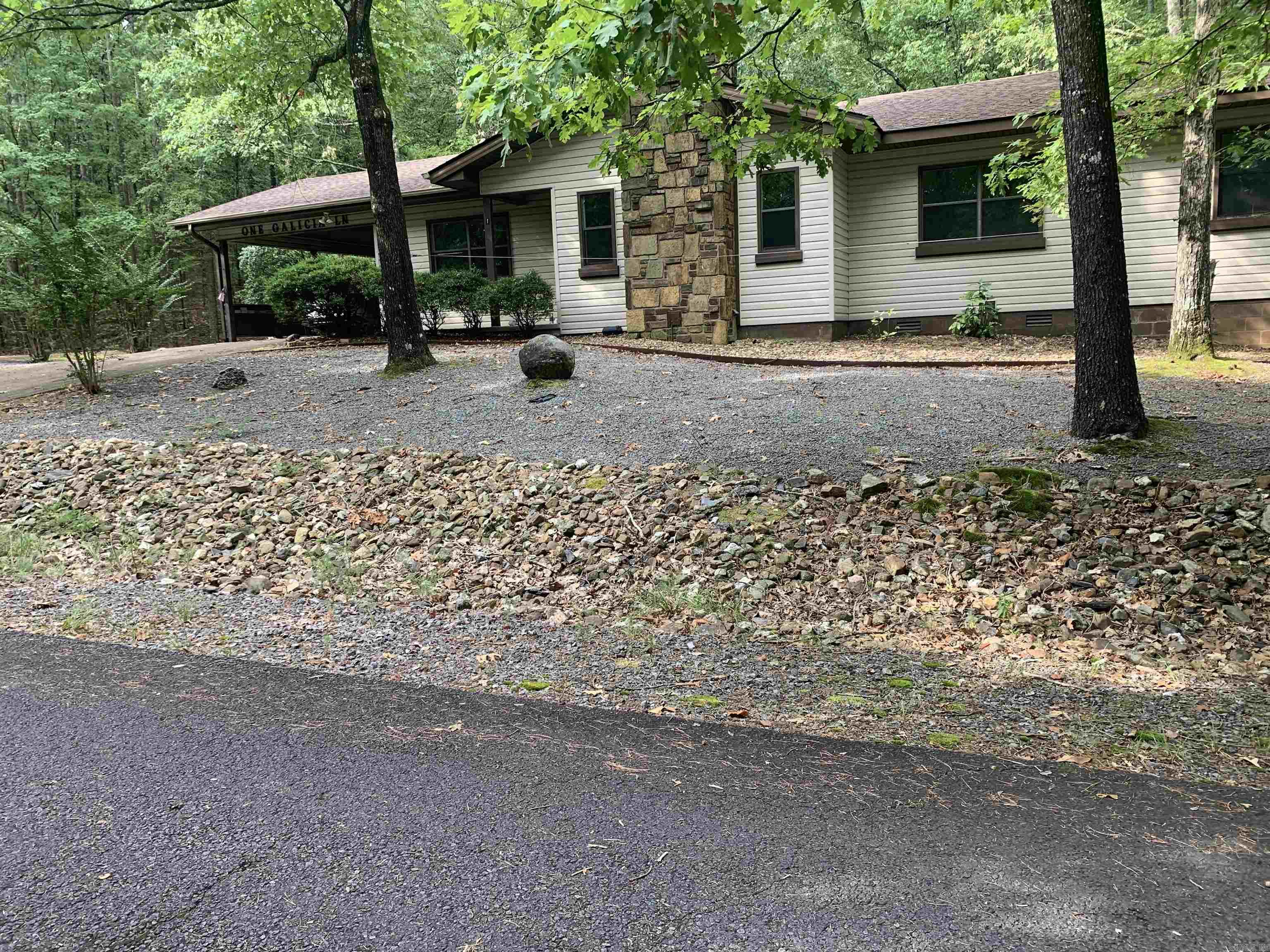 1  Galicia Lane  Hot Springs Village, AR