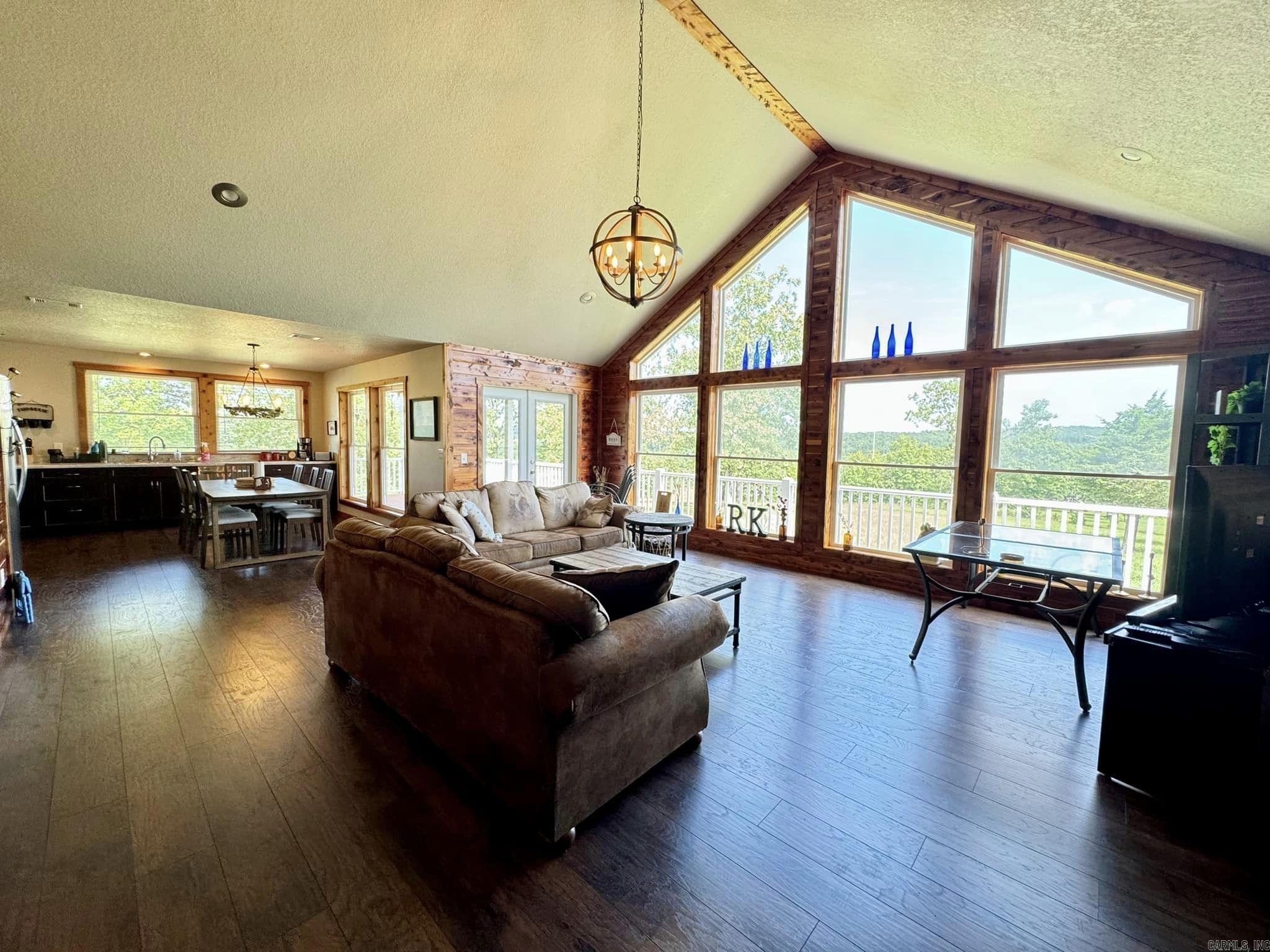 101  Leiv Eriksson St  Mountain View, AR
