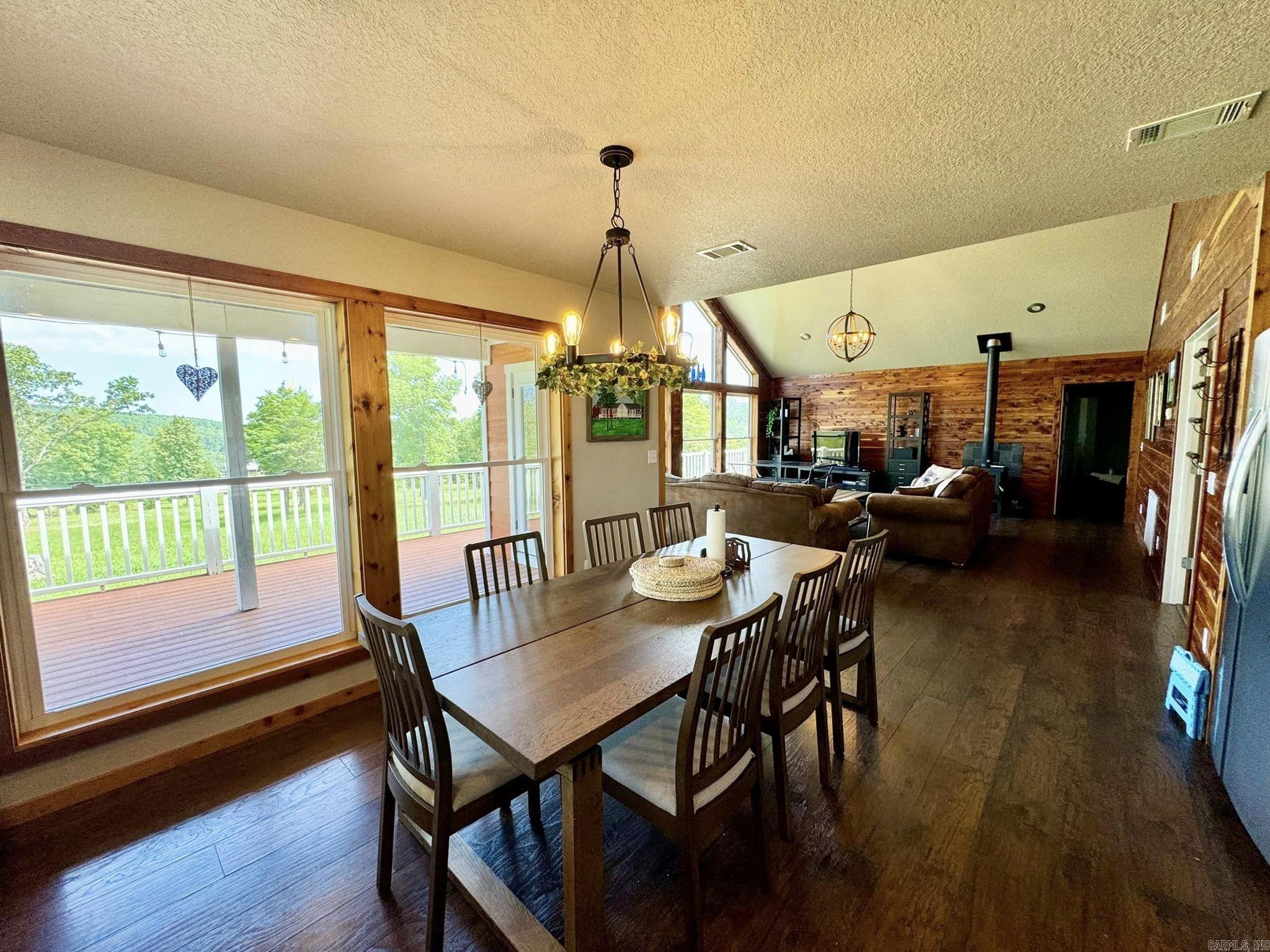 101  Leiv Eriksson St  Mountain View, AR