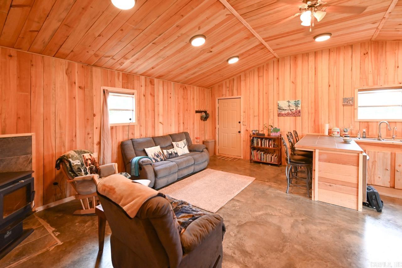 74  Lawdy  Story, AR