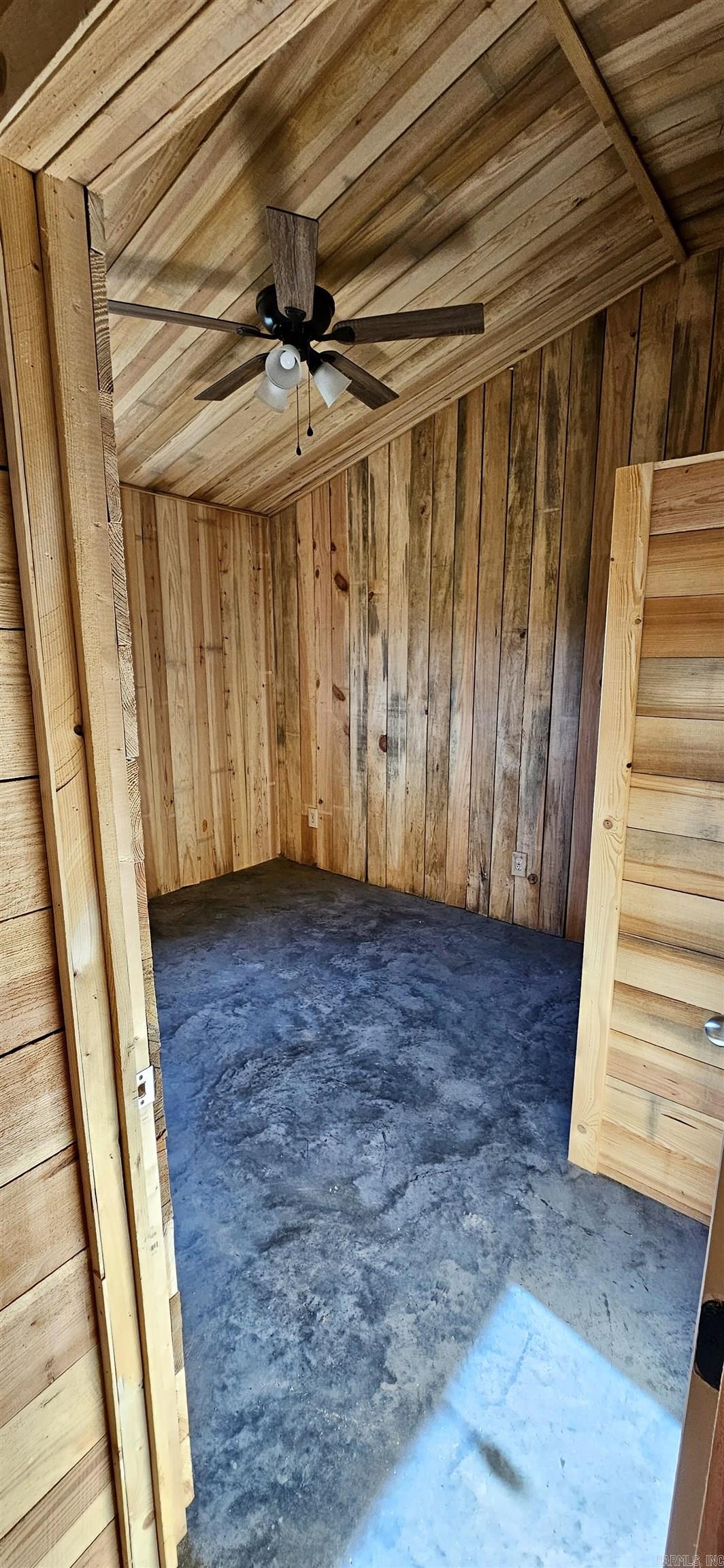74  Lawdy  Story, AR