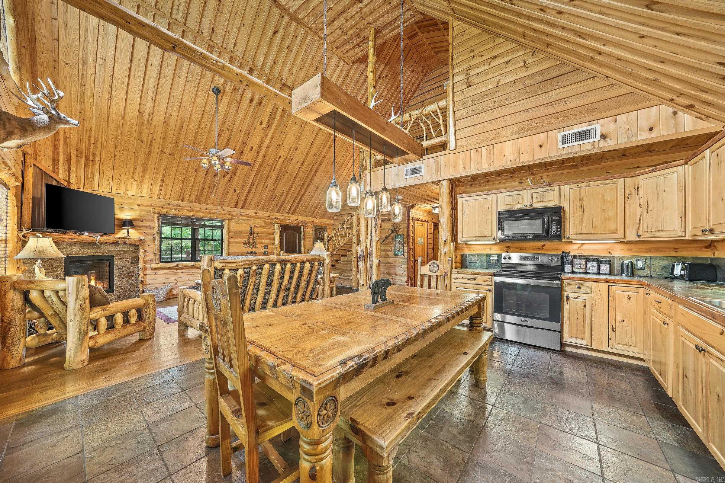 209  Massey Ln  Mena, AR