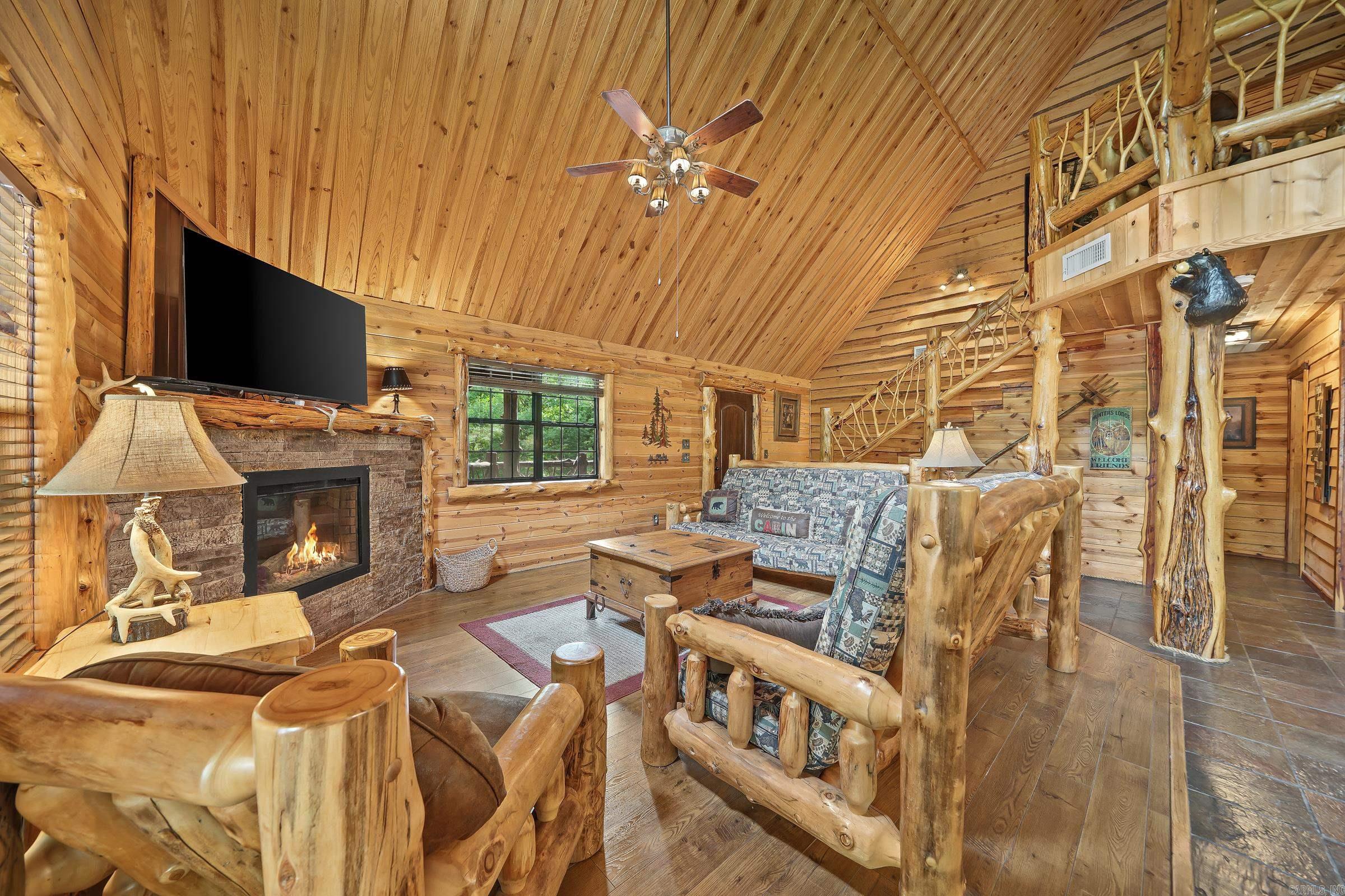 209  Massey Ln  Mena, AR