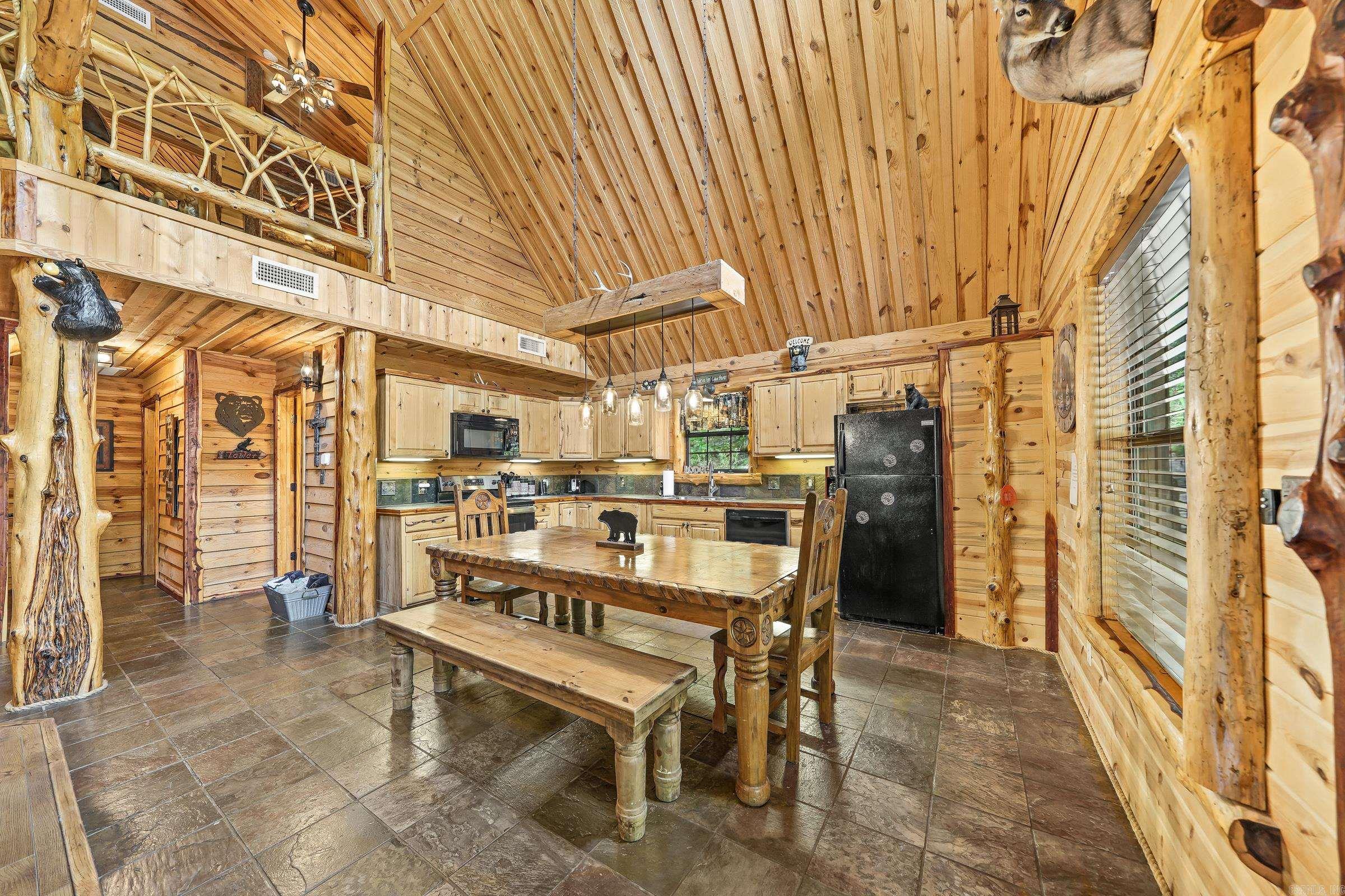 209  Massey Ln  Mena, AR