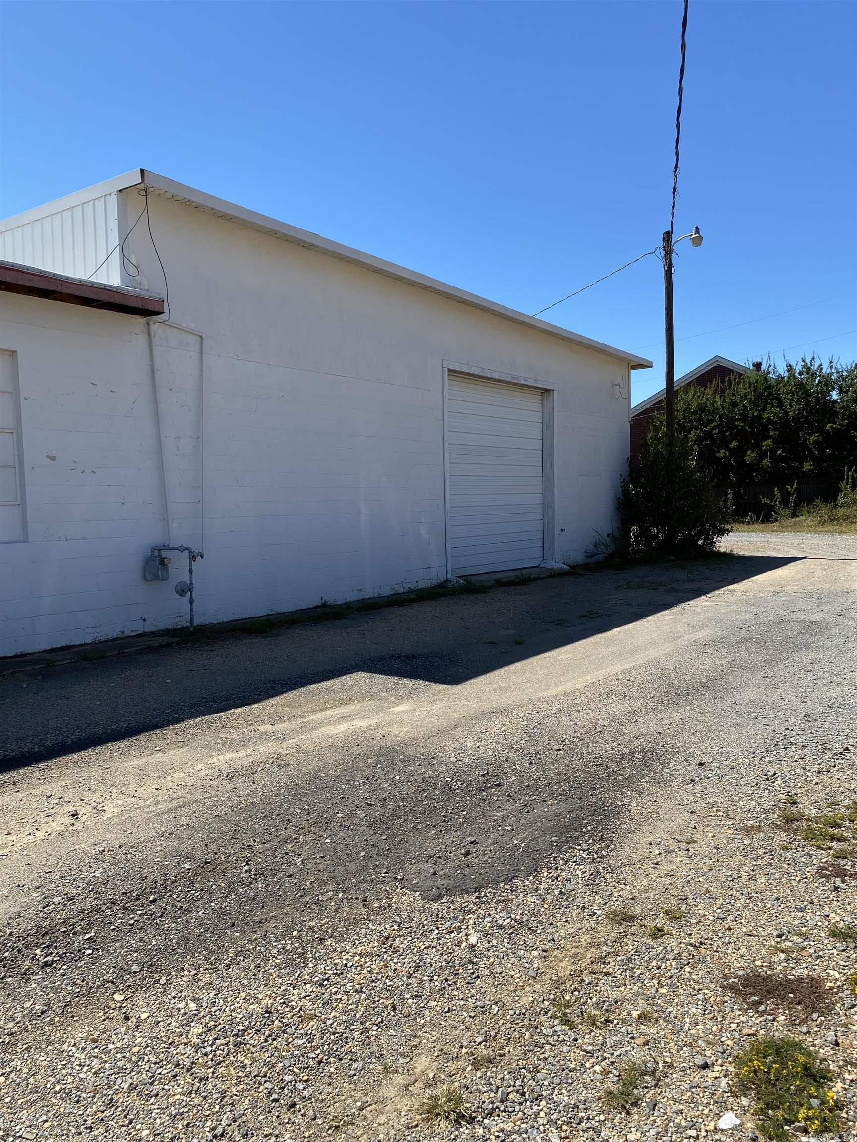 1124  Military  Benton, AR