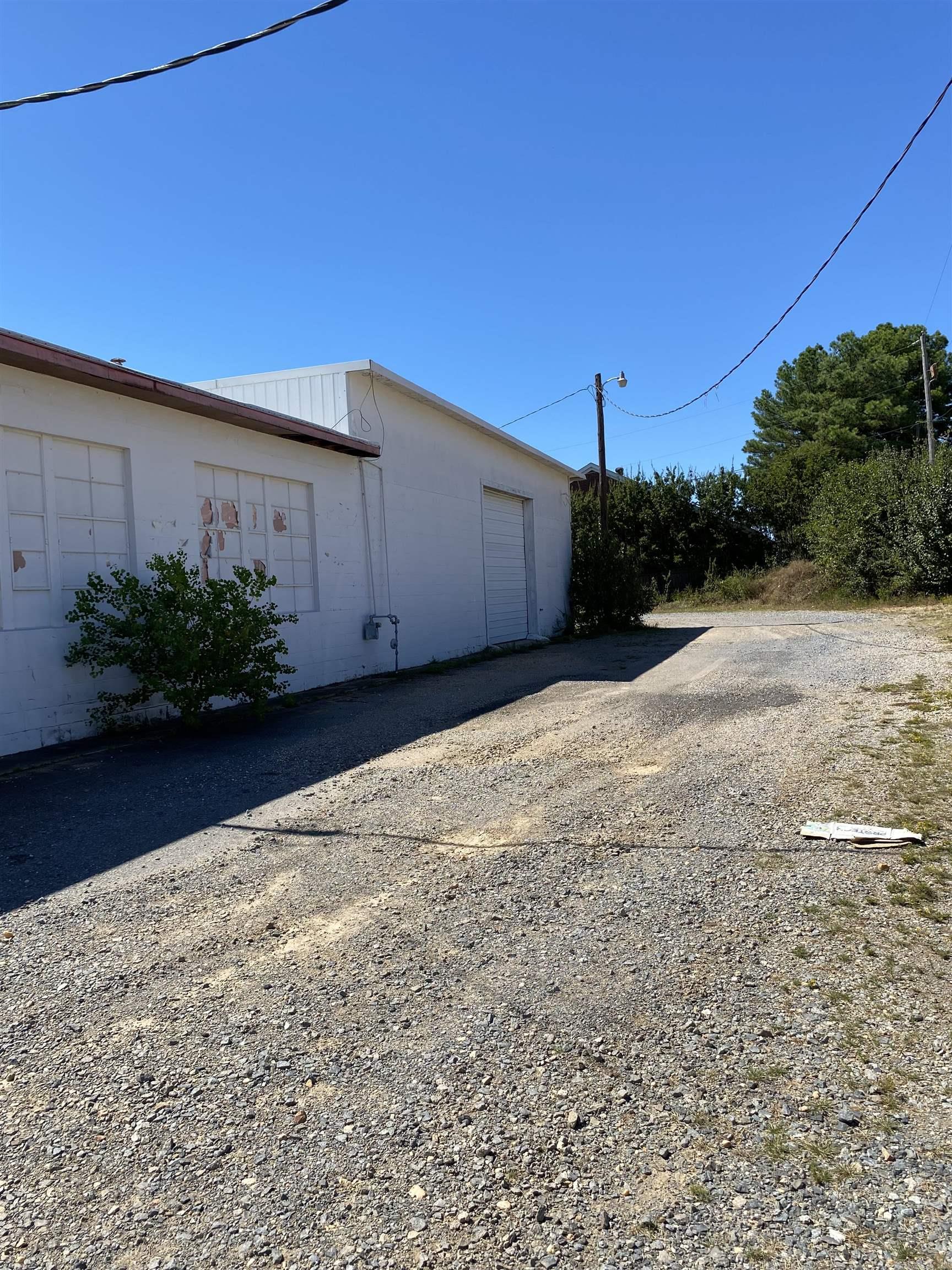 1124  Military  Benton, AR