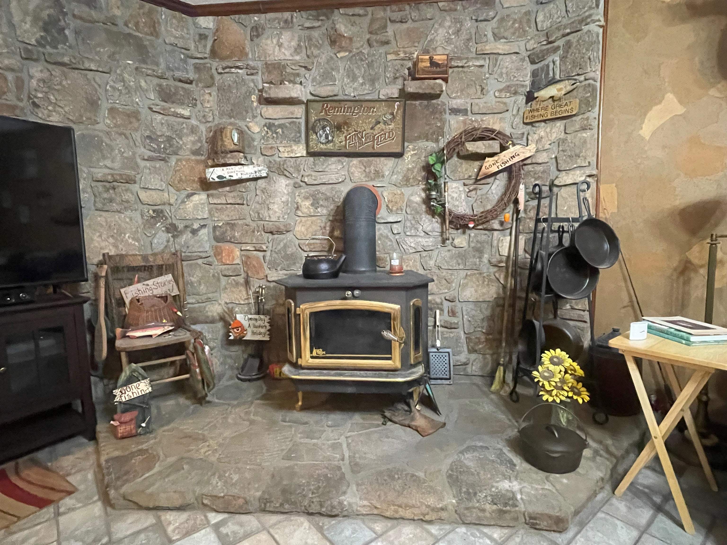 910  Nelsonville  Smithville, AR