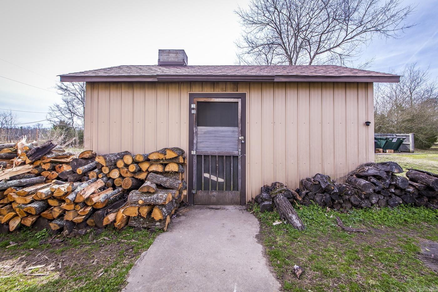 4736  Hwy 65 S  Clinton, AR