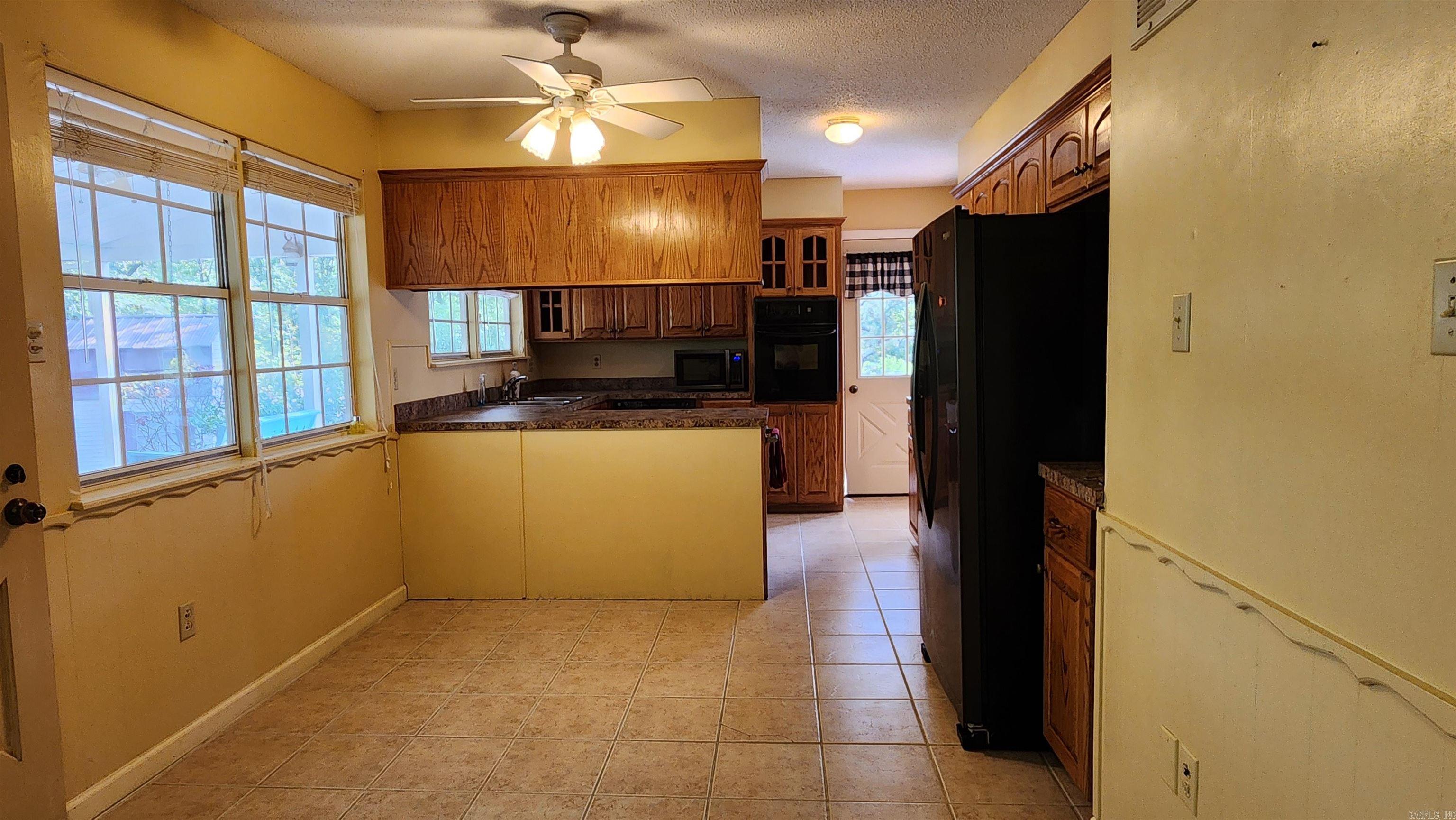 2742 E Highway 270  Mount Ida, AR