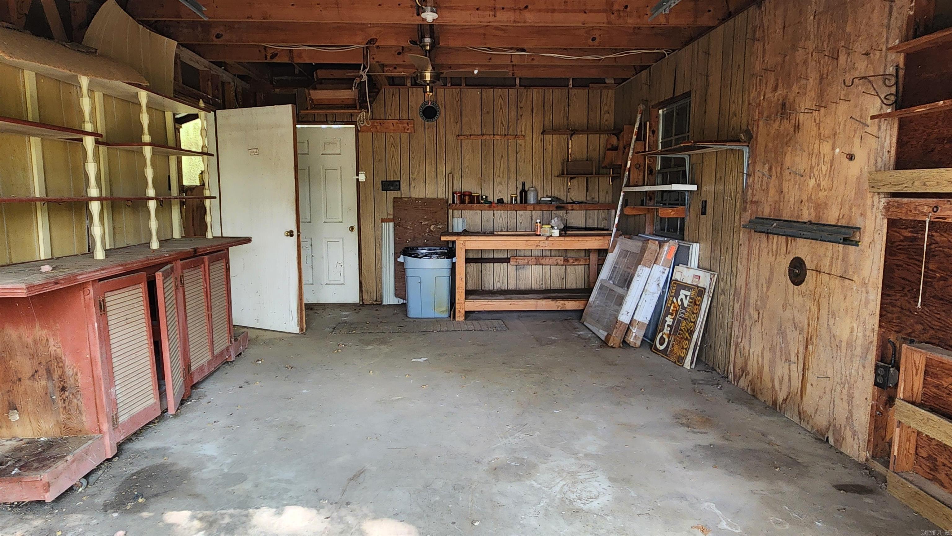 2742 E Highway 270  Mount Ida, AR