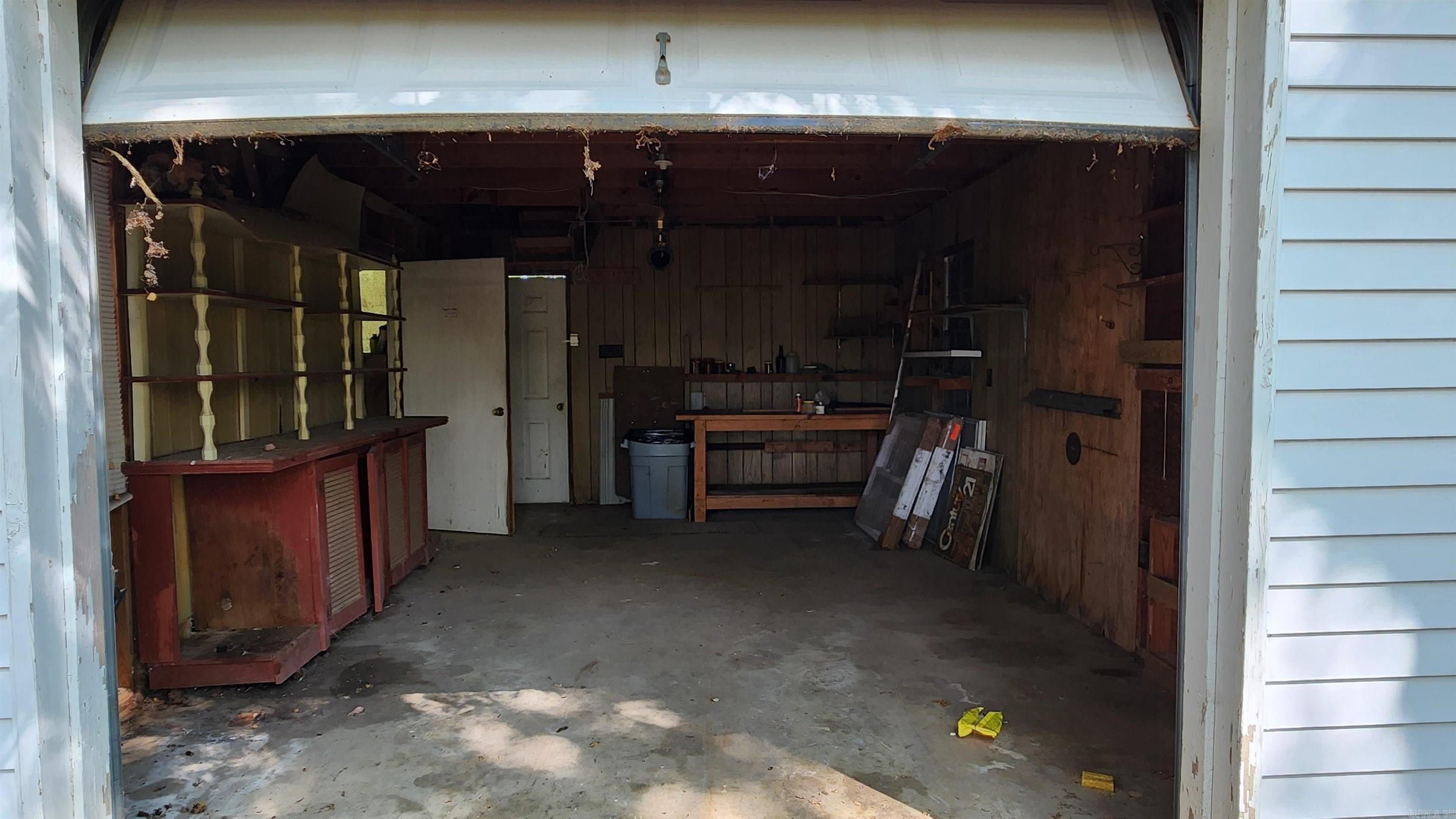 2742 E Highway 270  Mount Ida, AR