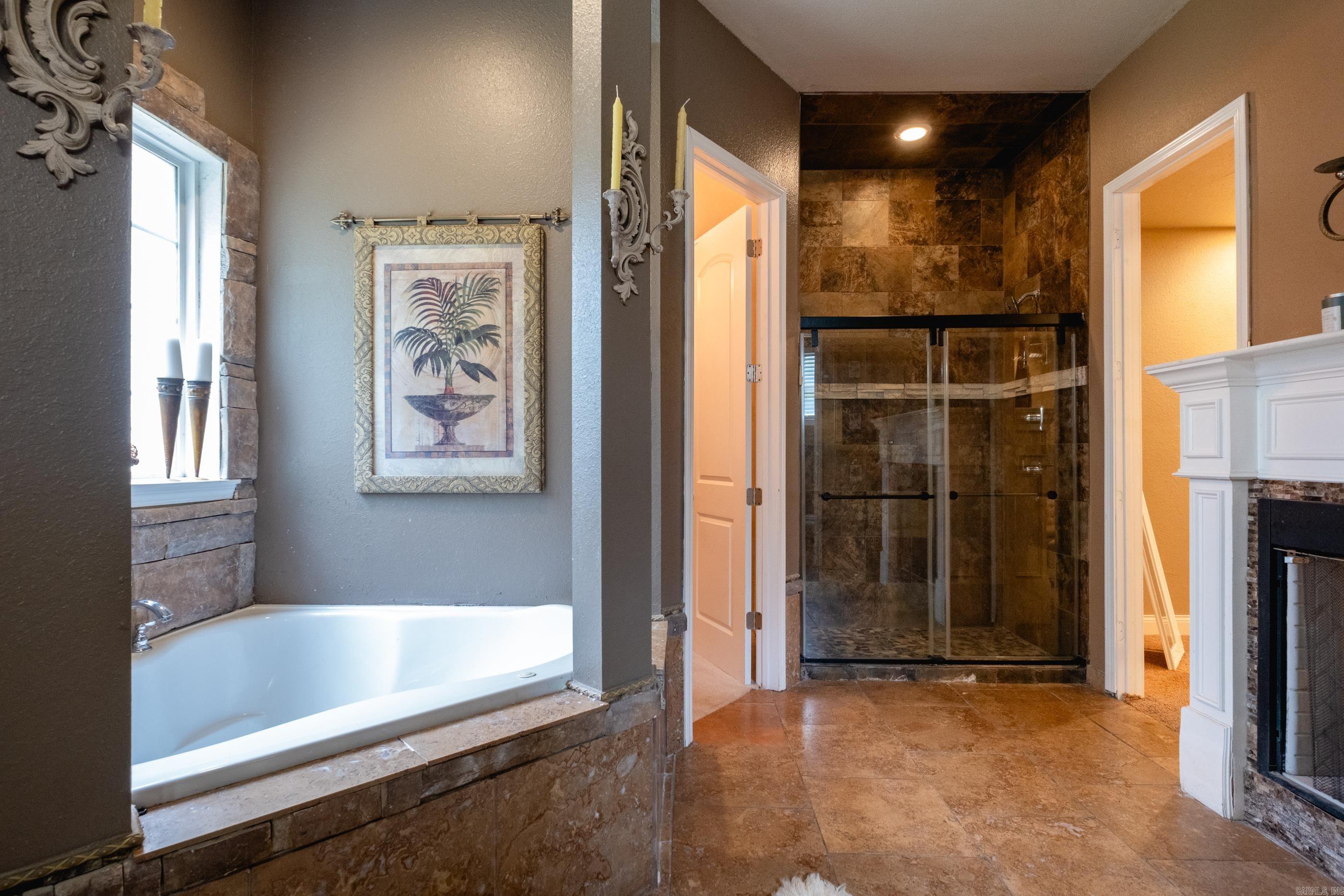 1436  Lakeshore  Hensley, AR