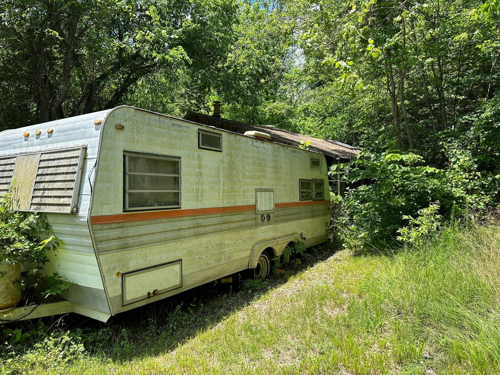 001  MC 5019 Springlake Rd Pyatt, AR
