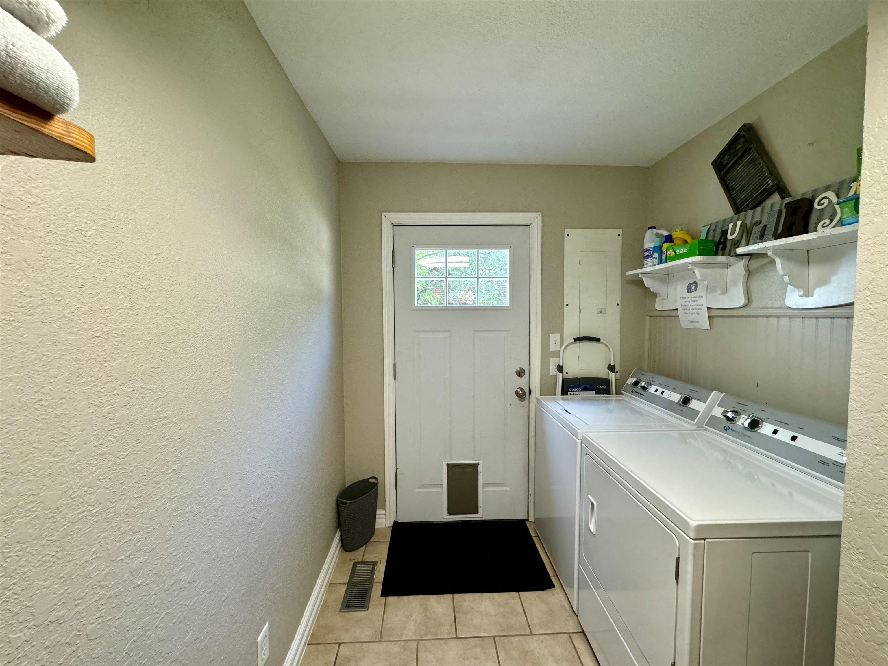 98  Garden Lane  Calico Rock, AR