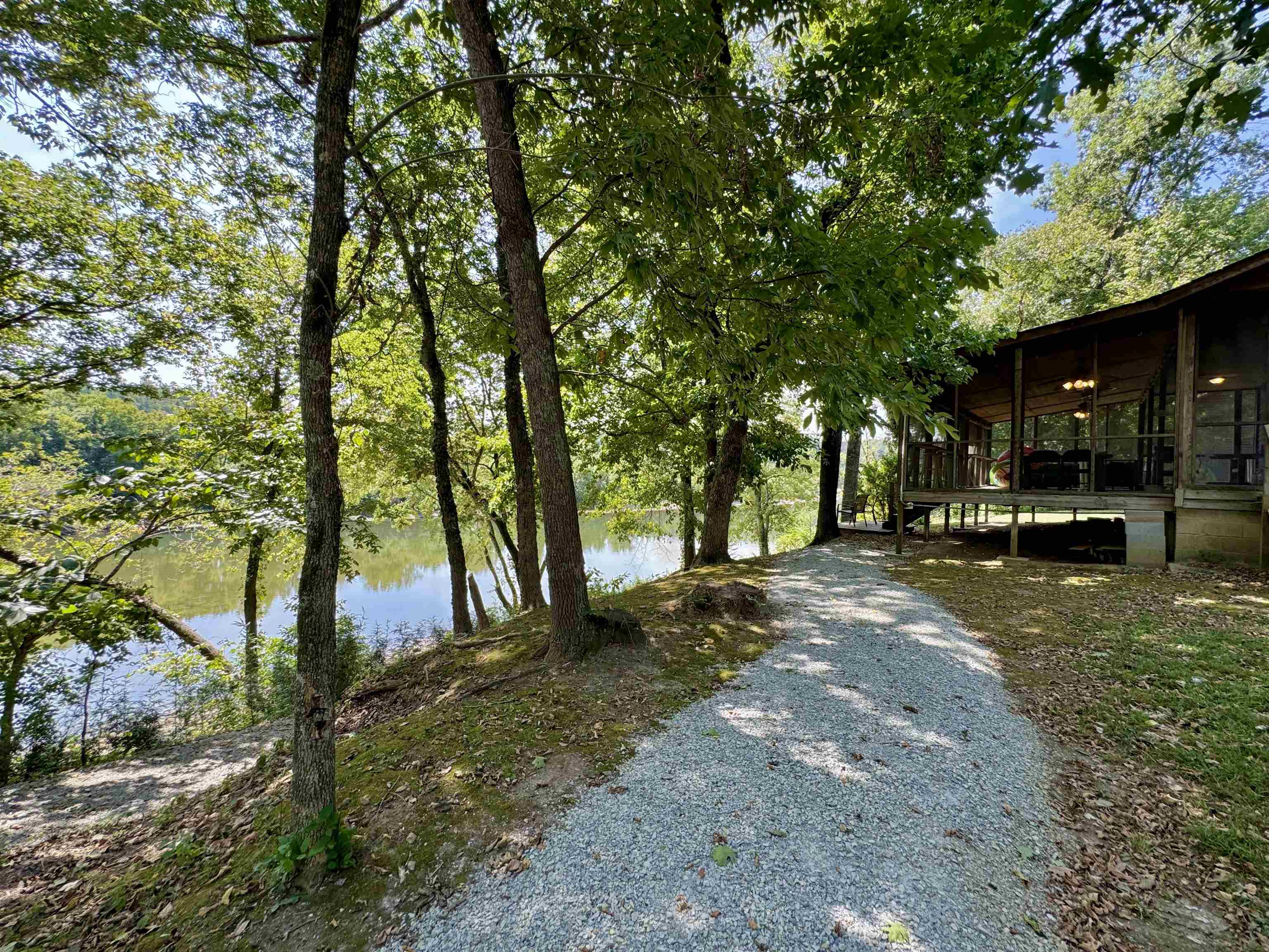 98  Garden Lane  Calico Rock, AR