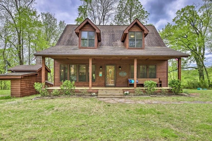 98  Garden Lane  Calico Rock, AR