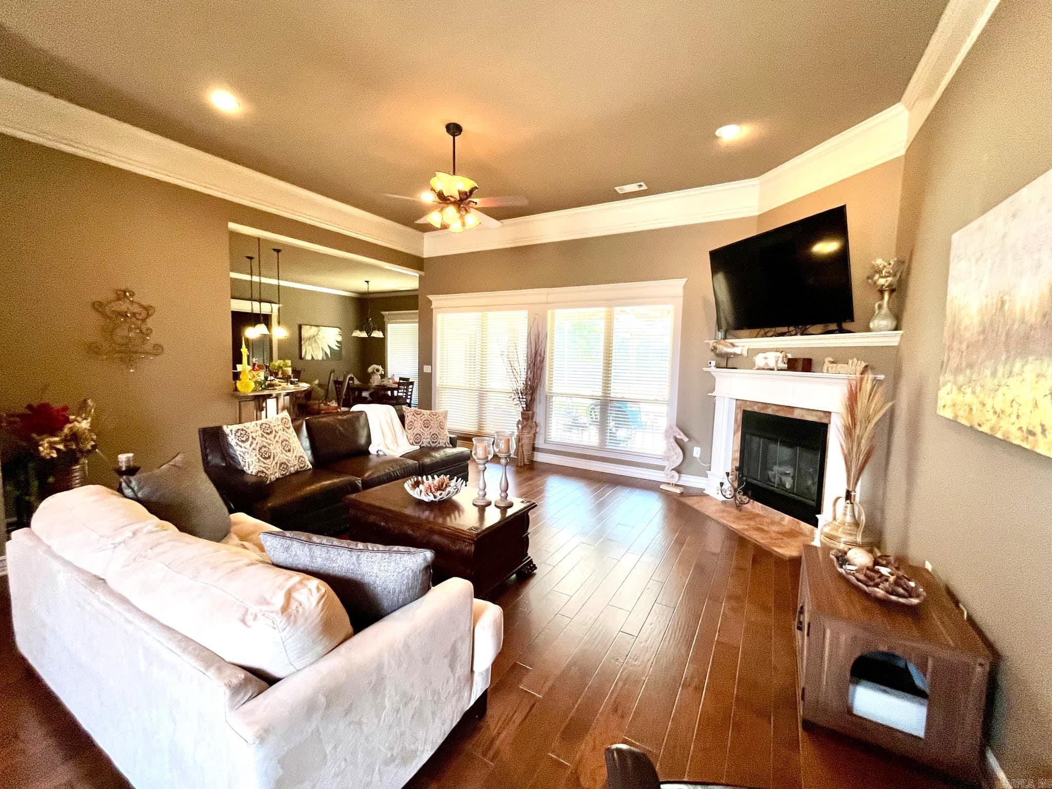 1313  Nature  Benton, AR