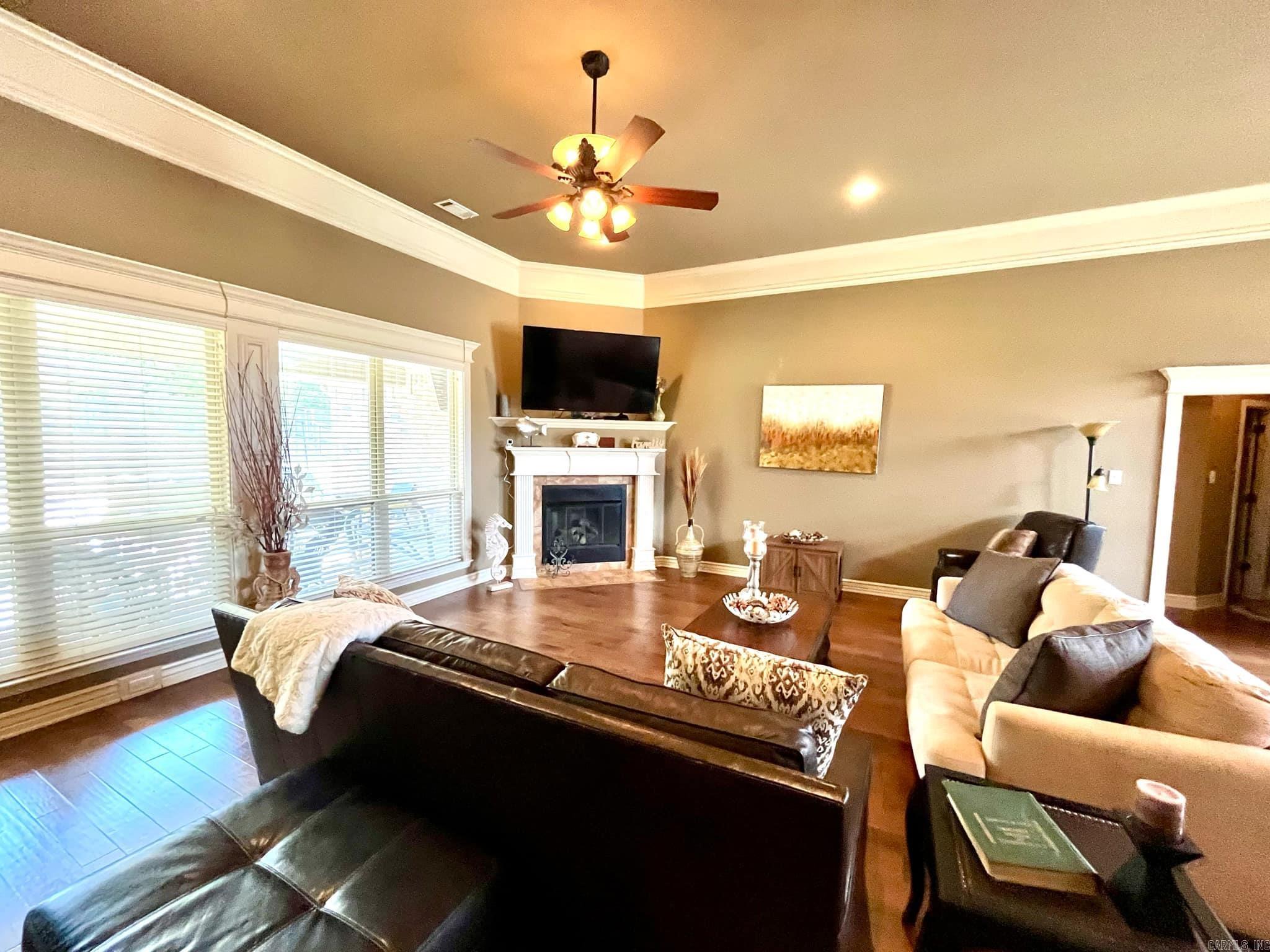 1313  Nature  Benton, AR