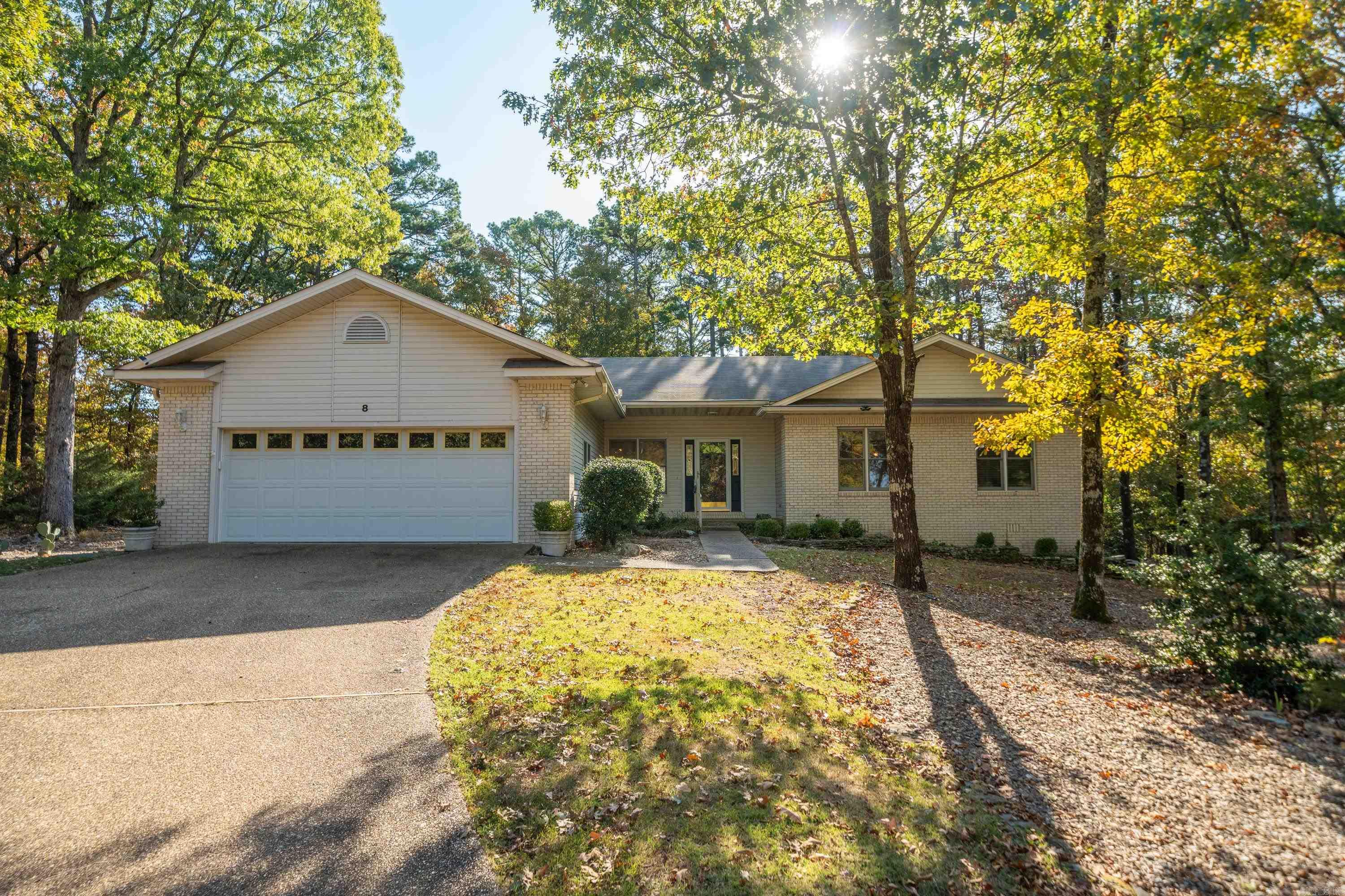 8 Mota Lane Hot Springs Village, AR 71909