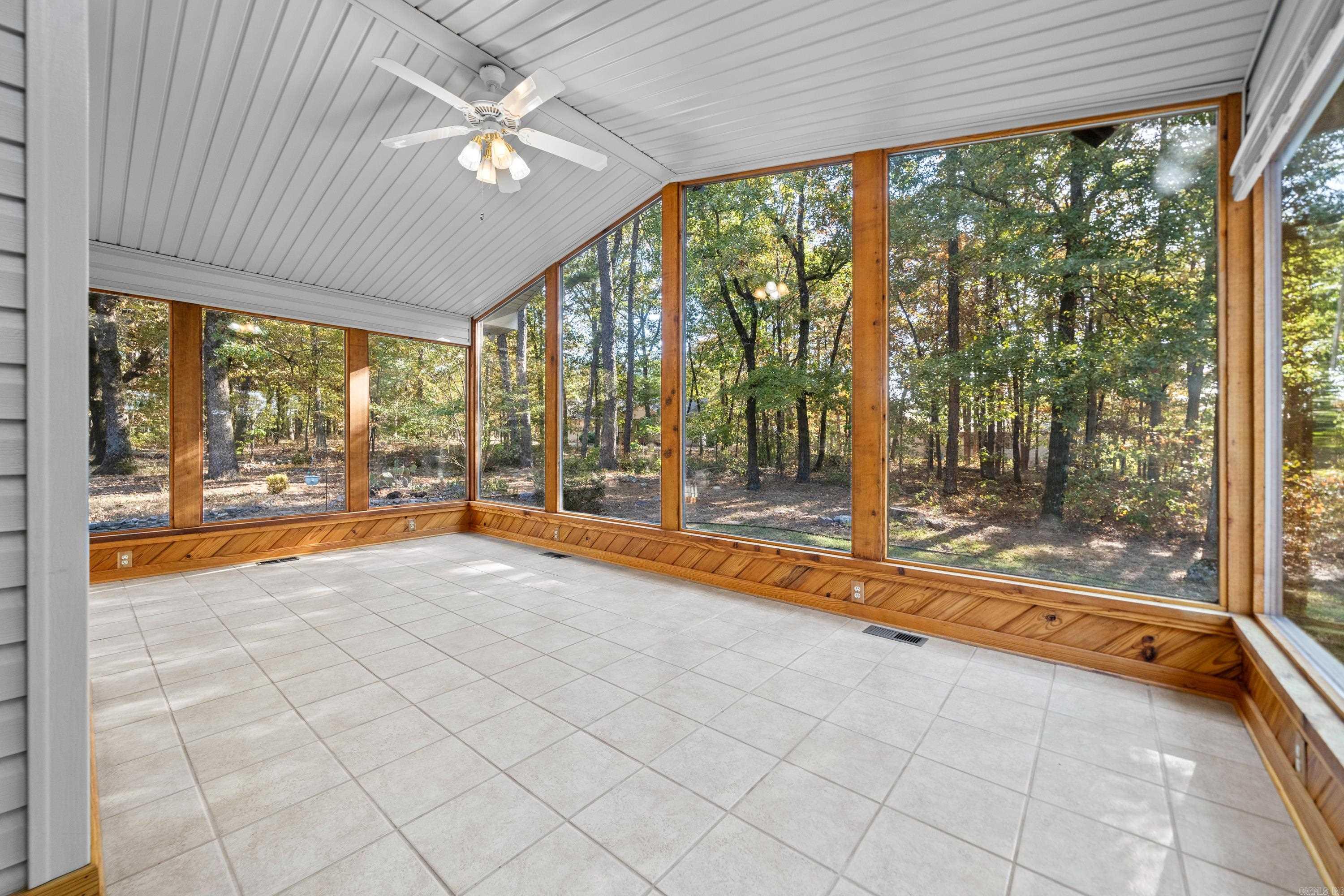 8 Mota Lane Hot Springs Village, AR 71909