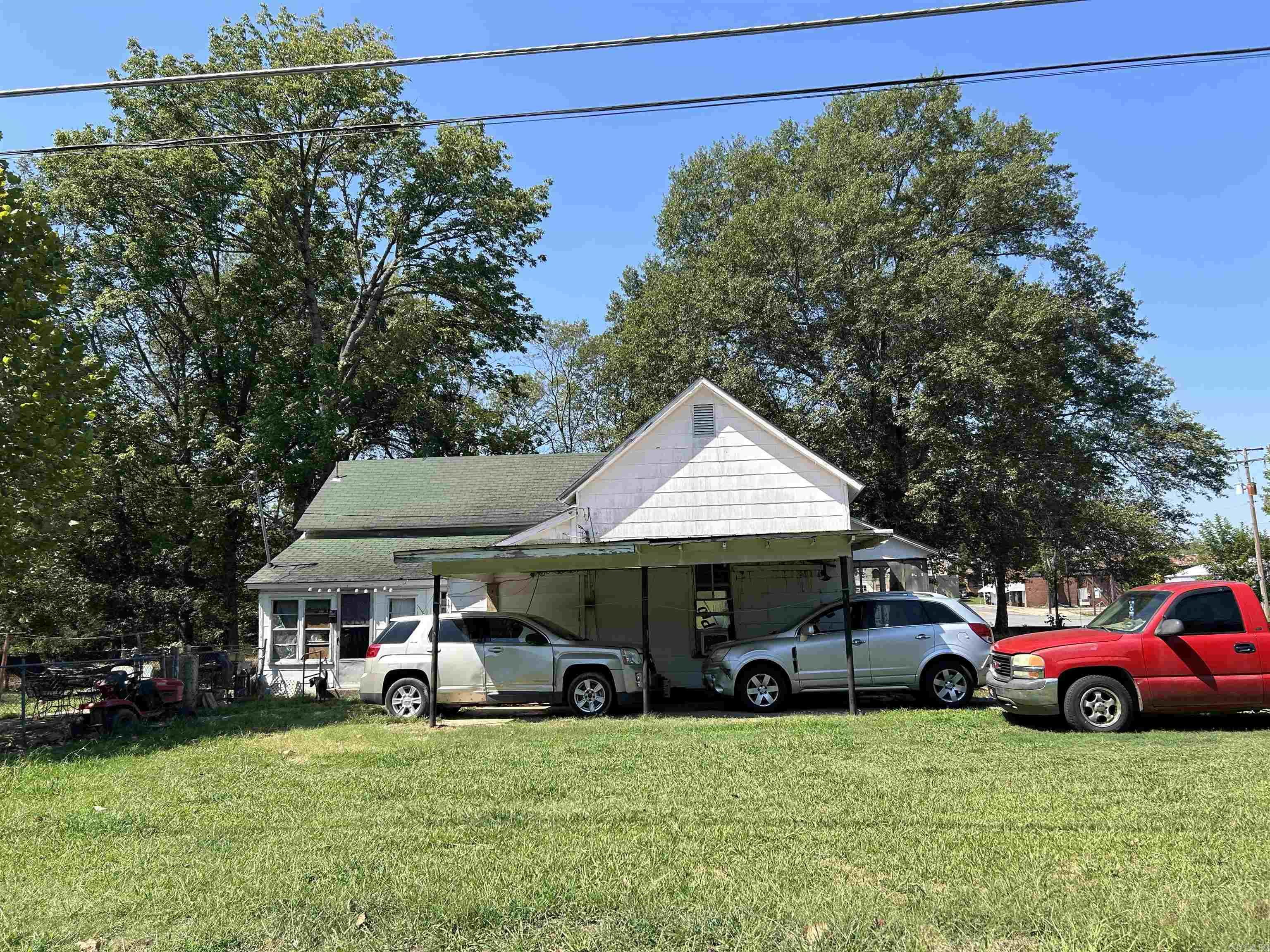 220 E Cross St  De Witt, AR