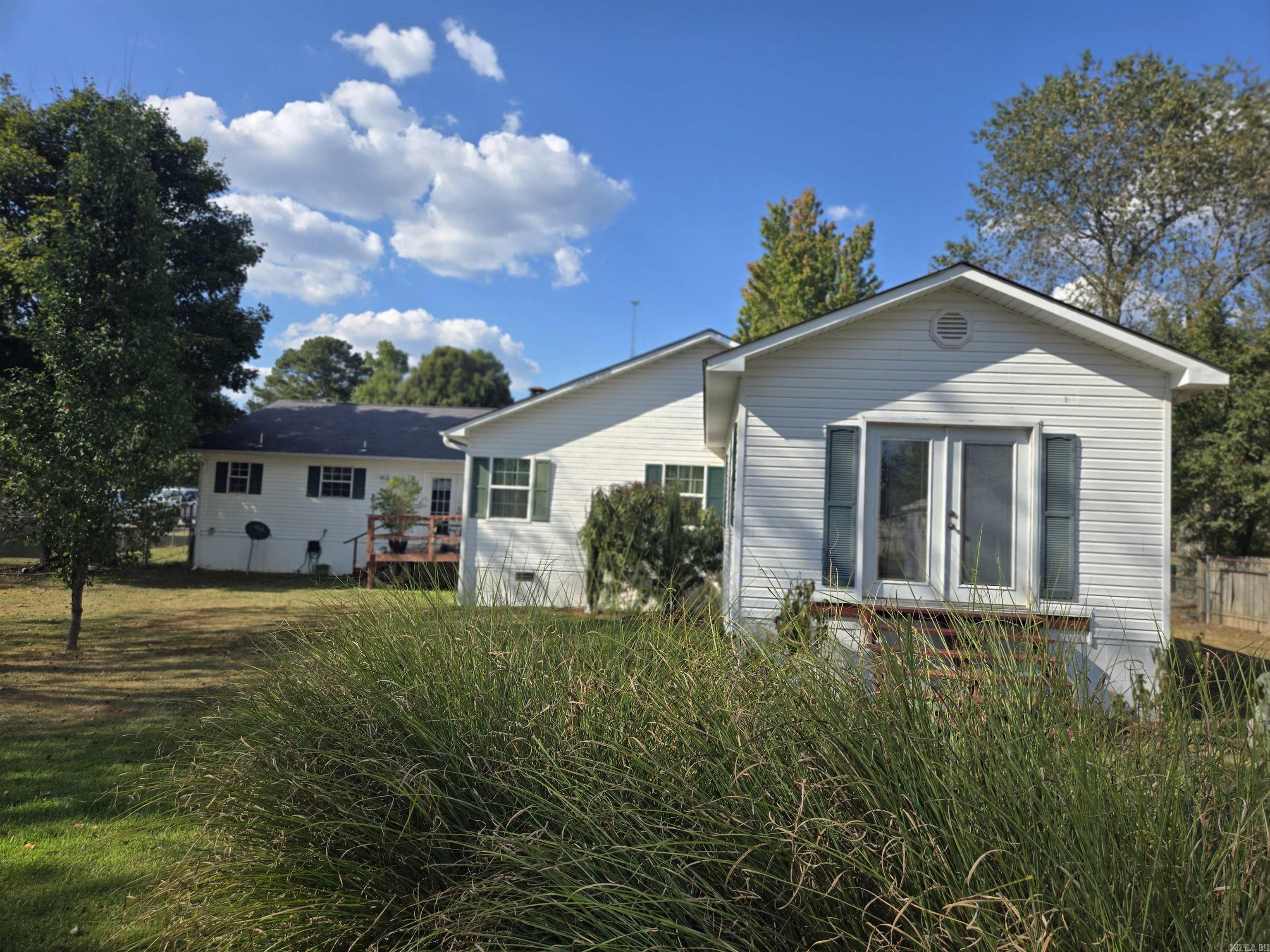 110  CIRCLE R COURT  Lakeside, AR