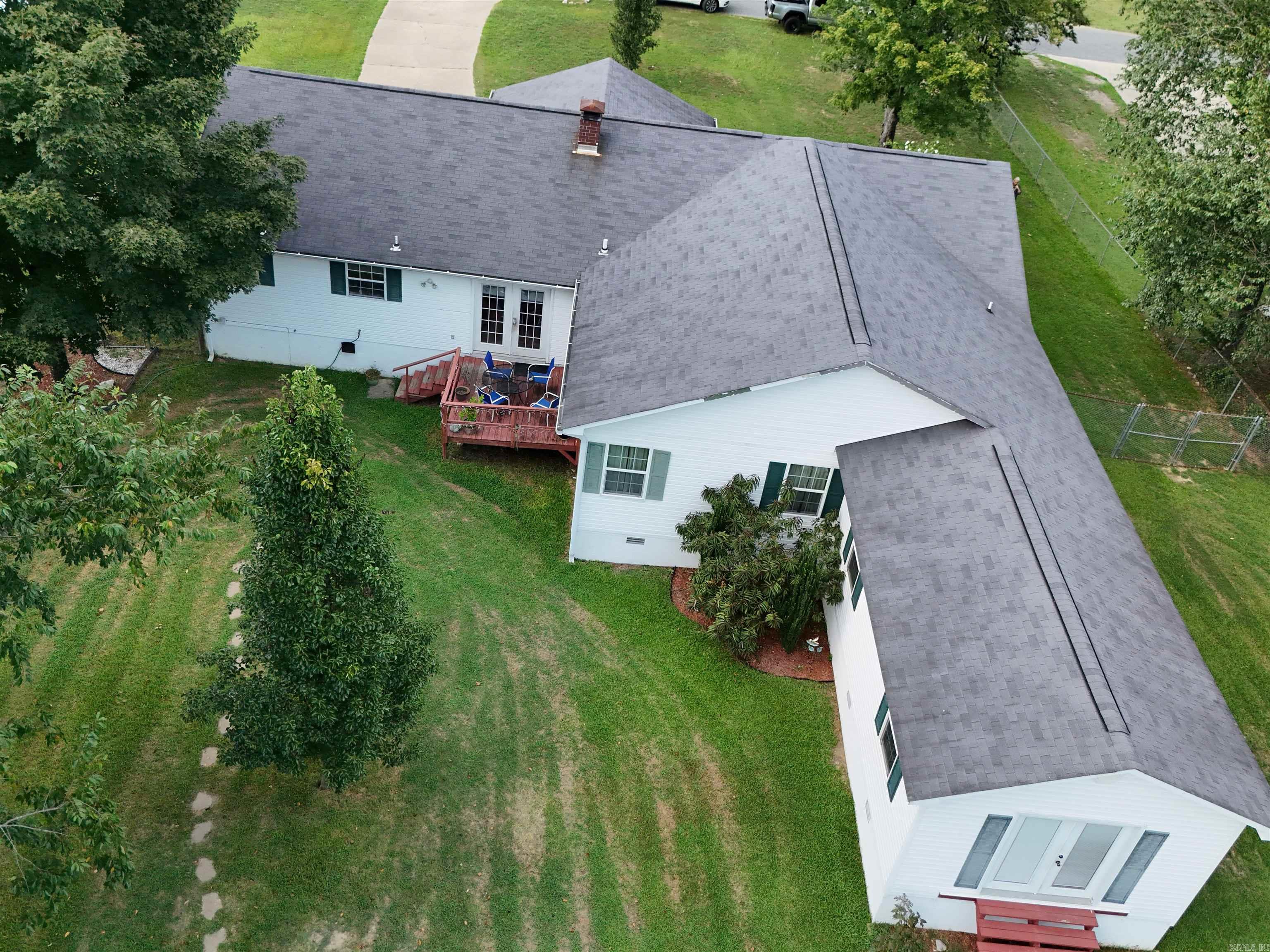 110 CIRCLE R COURT  Lakeside, AR