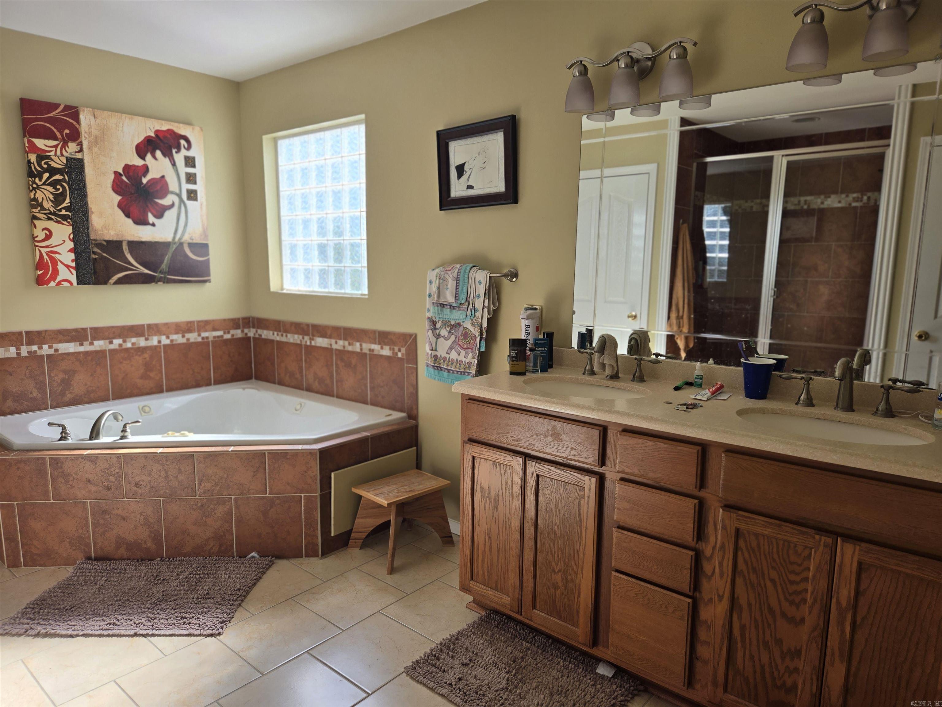 110  CIRCLE R COURT  Lakeside, AR