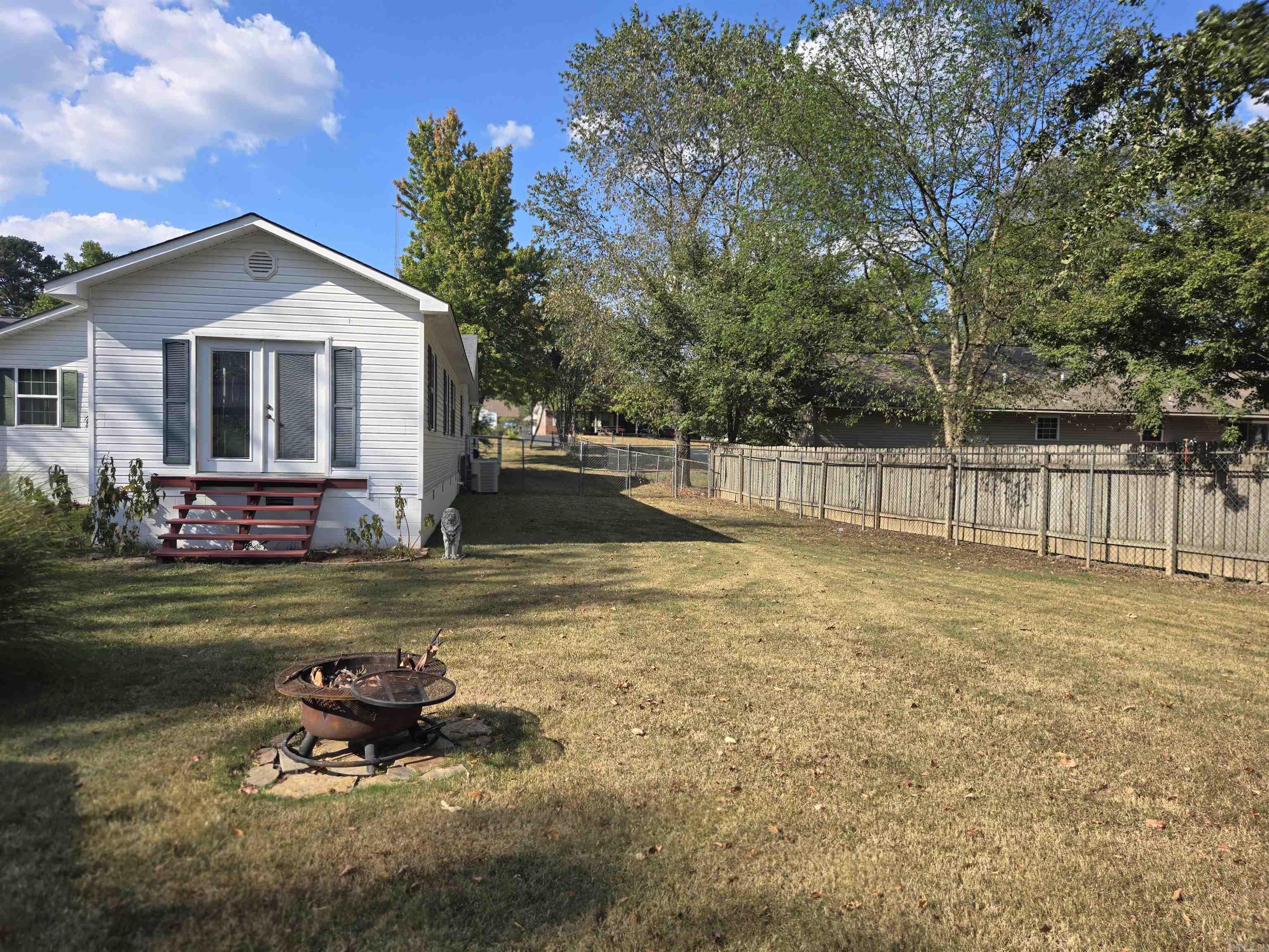 110  CIRCLE R COURT  Lakeside, AR