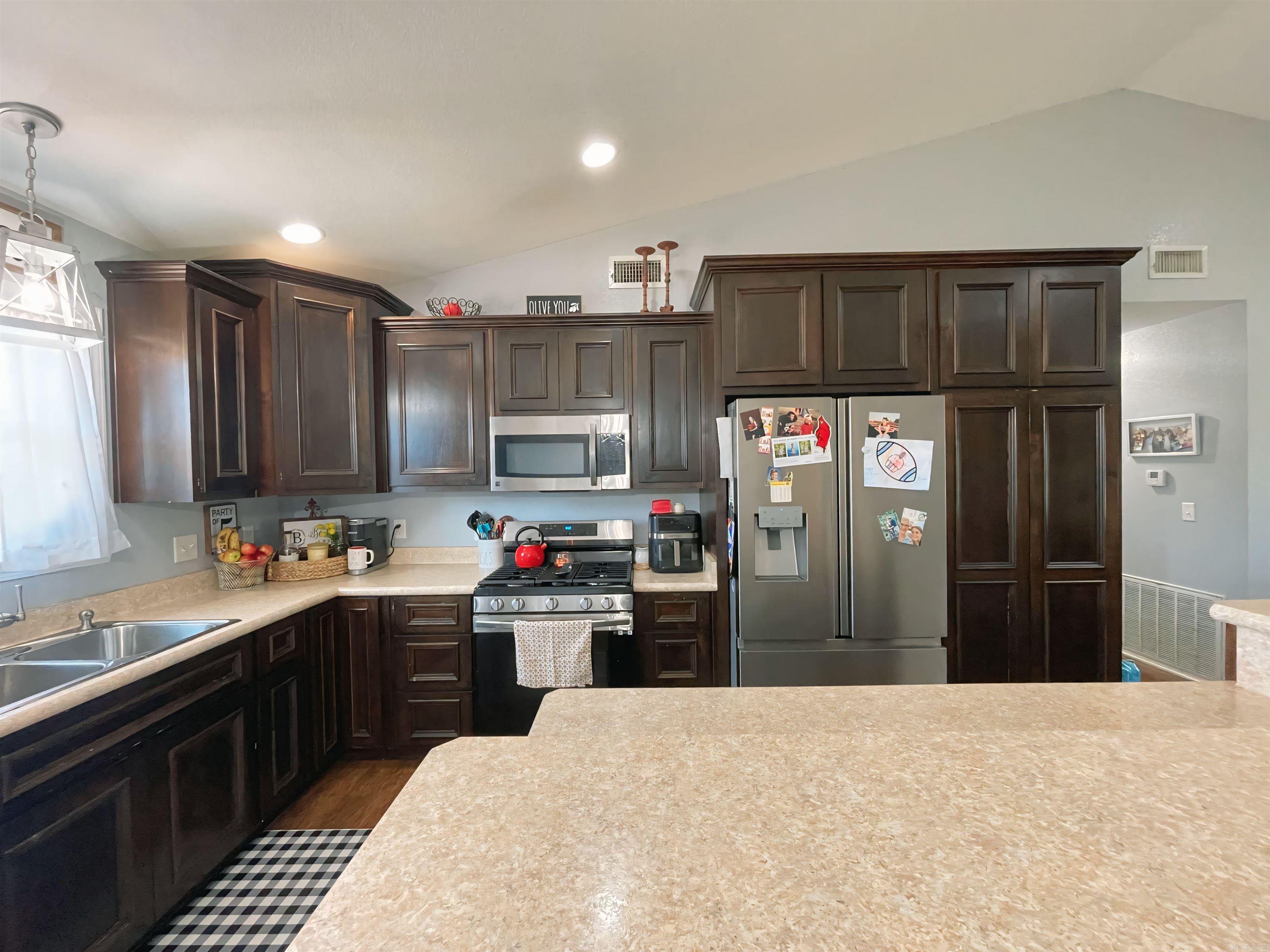 527  Polk Road 59  Mena, AR