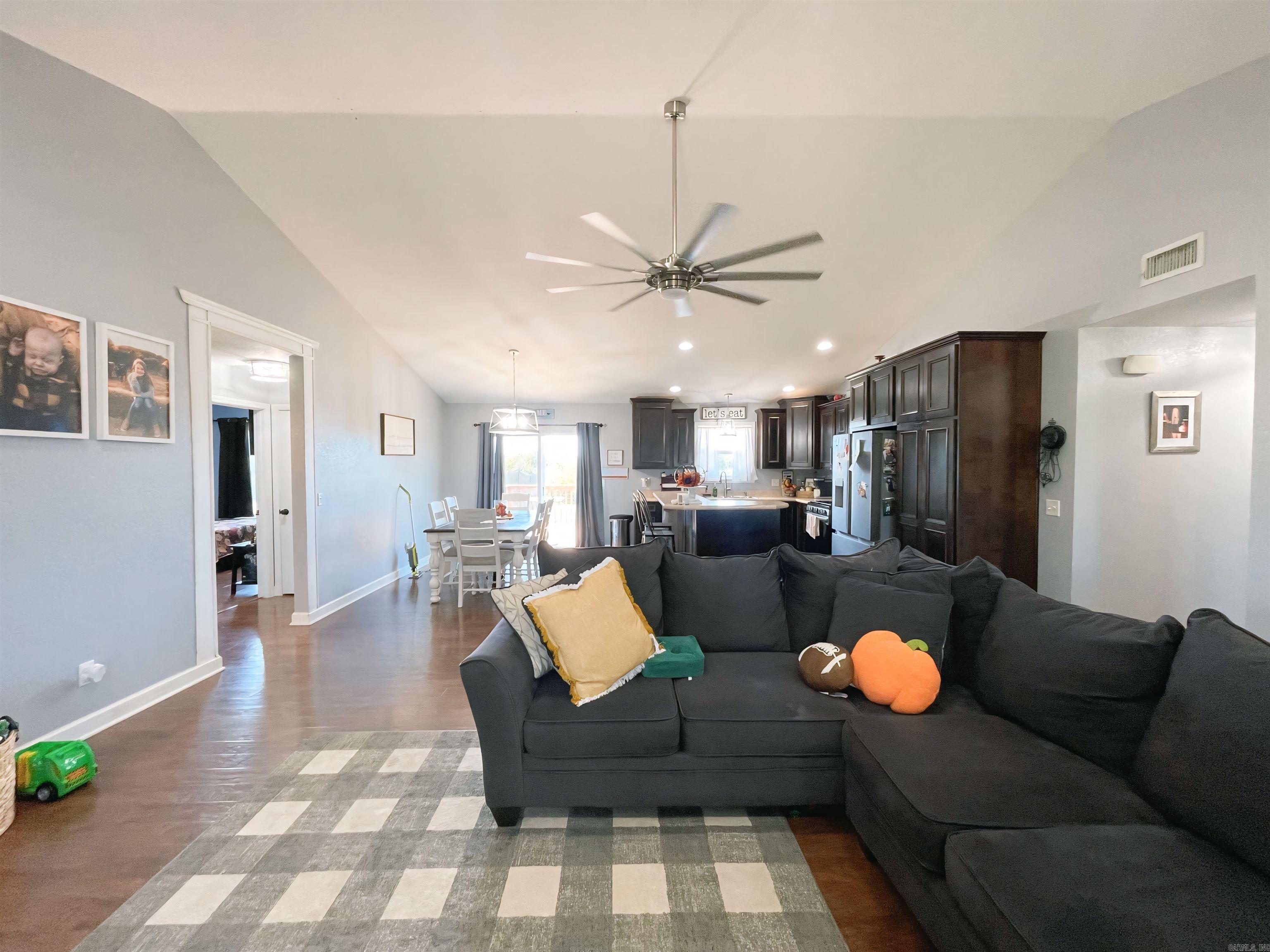 527  Polk Road 59  Mena, AR