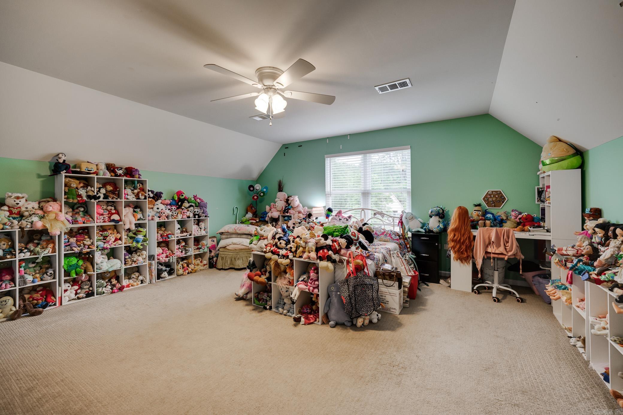 1202 Dogwood Trail
