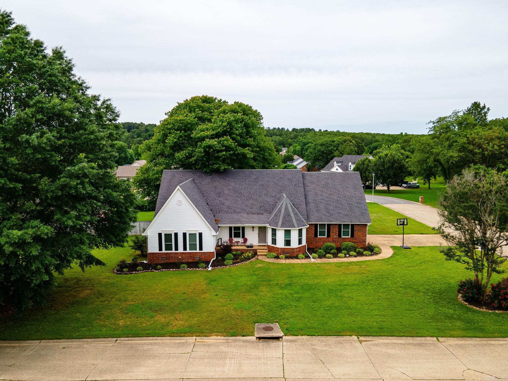1202 Dogwood Trail