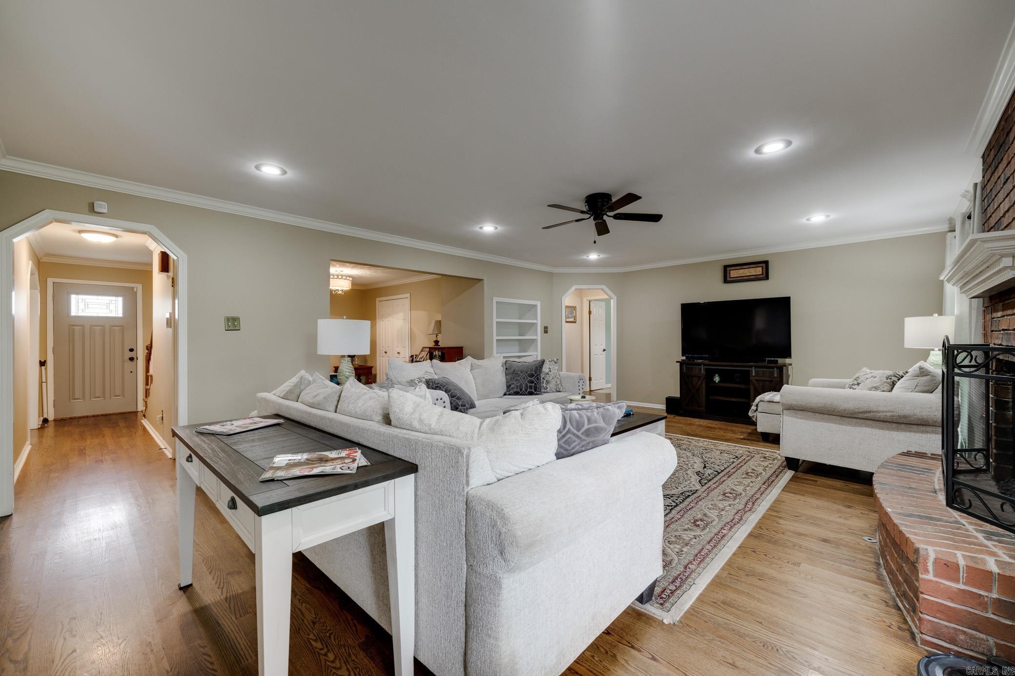 1202 Dogwood Trail