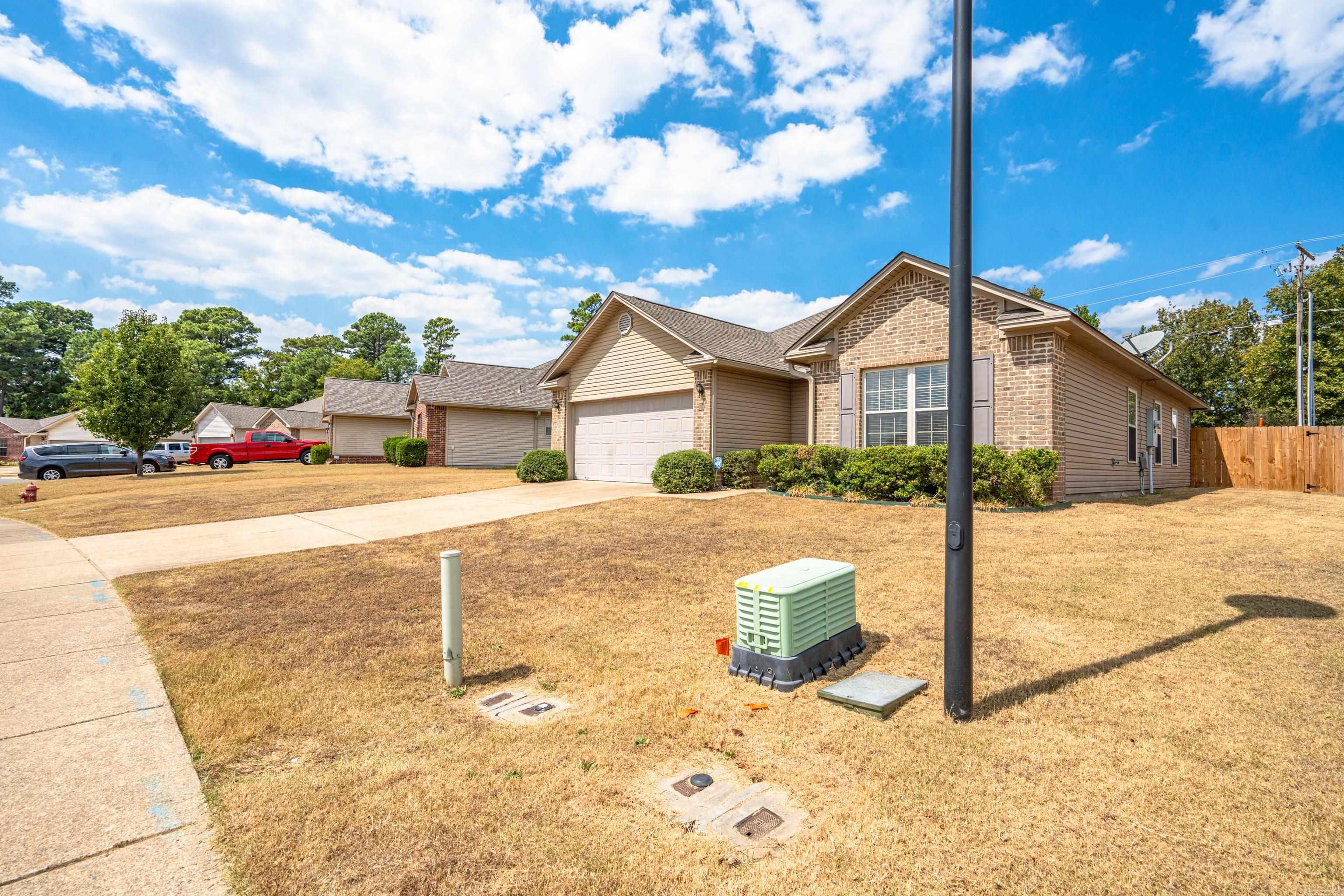 138  Durham  Hot Springs, AR