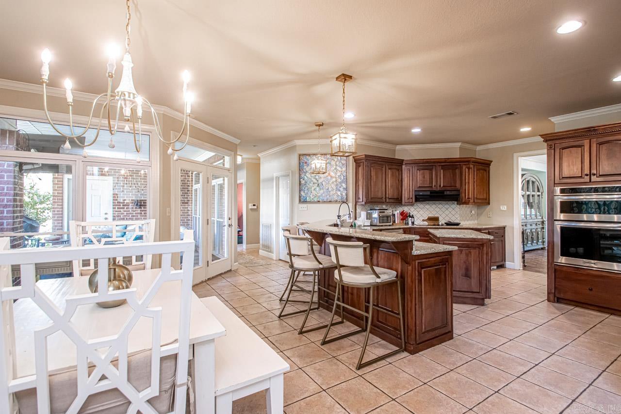 5006  Colonial  Benton, AR