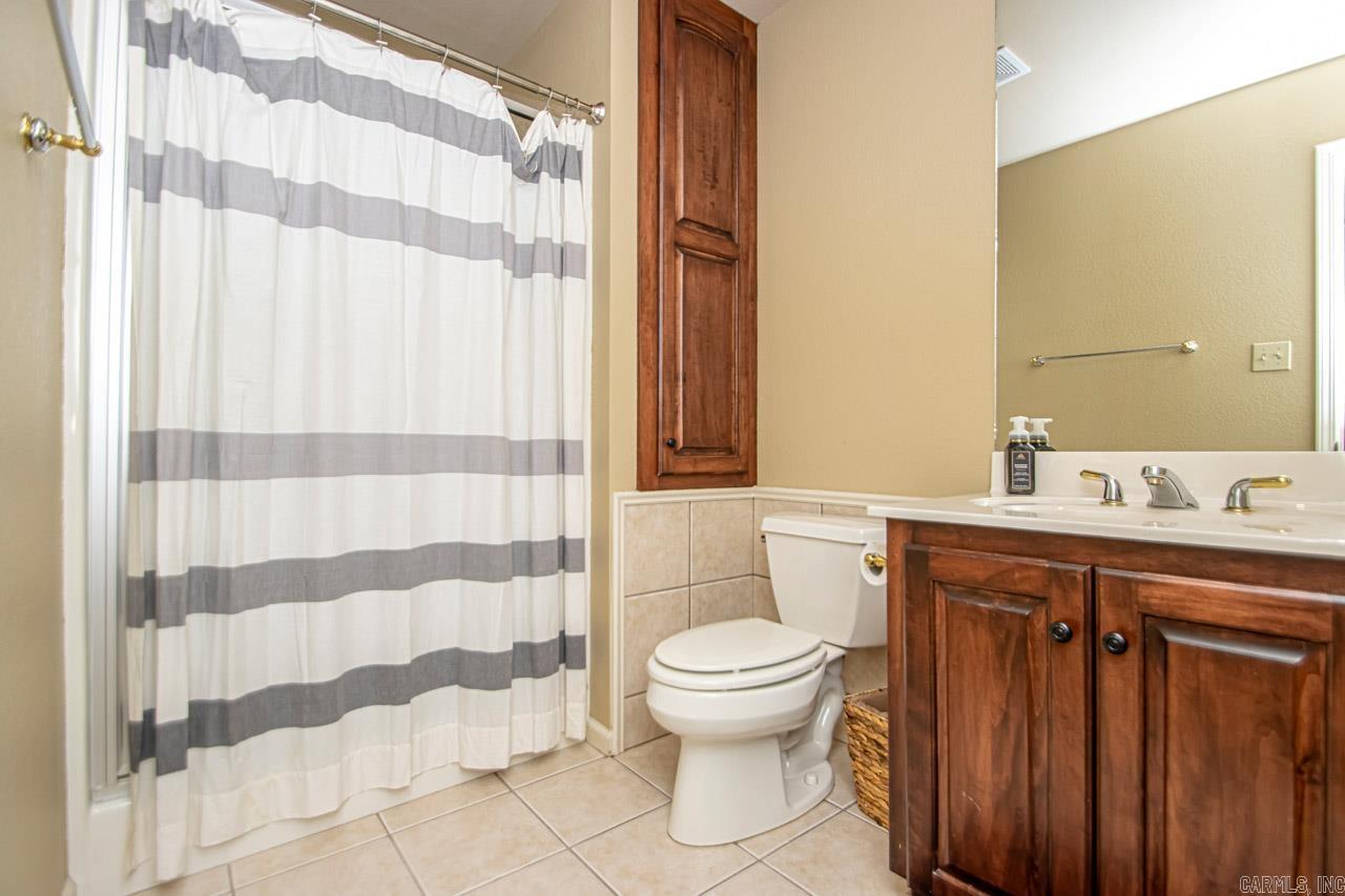 5006  Colonial  Benton, AR