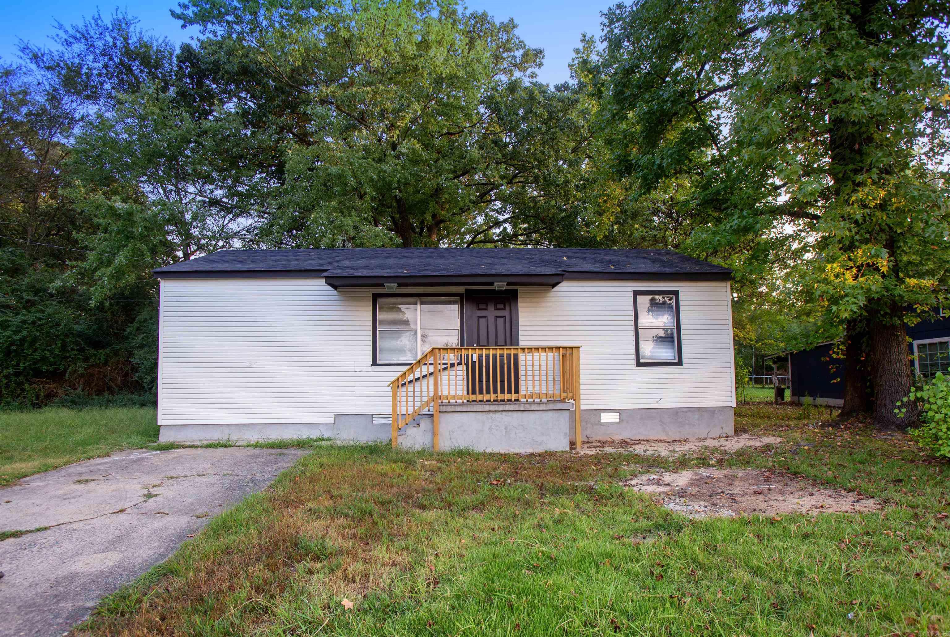 7621 W 44Th St  Little Rock, AR