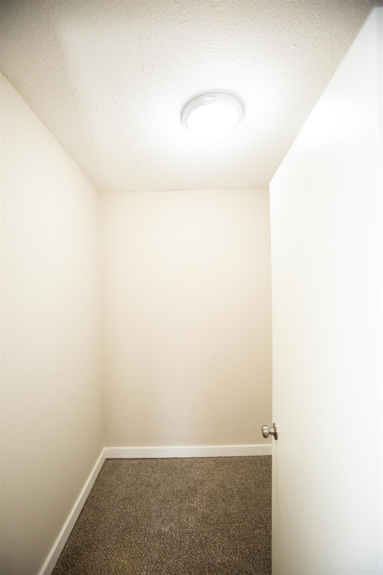7621 W 44Th St  Little Rock, AR