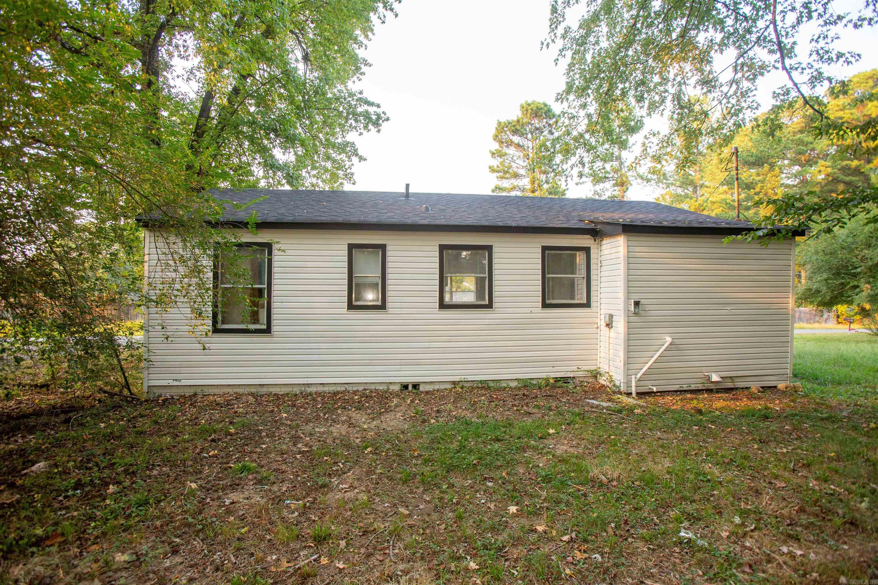 7621 W 44Th St  Little Rock, AR