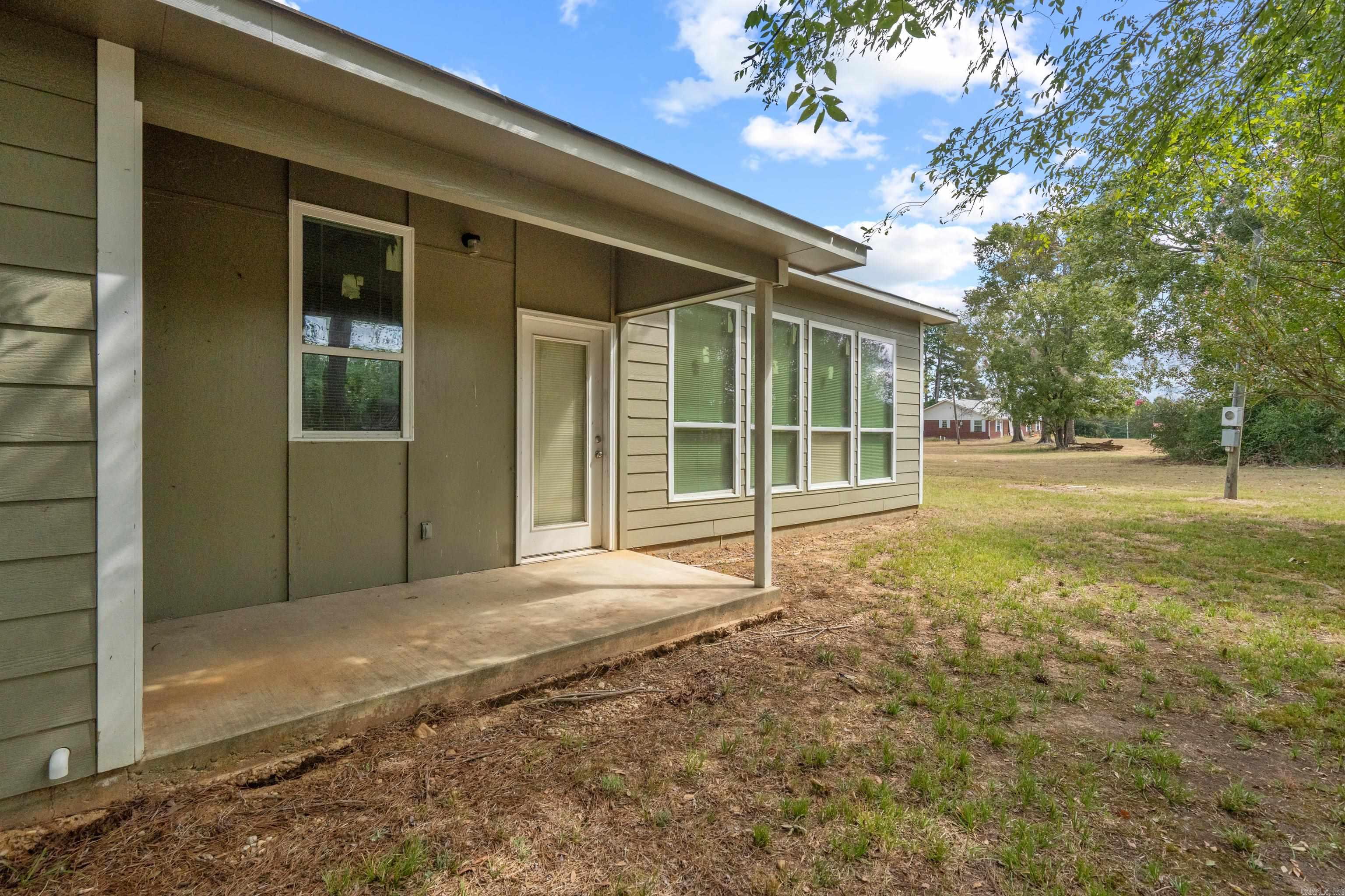1422 W 2nd North  Prescott, AR