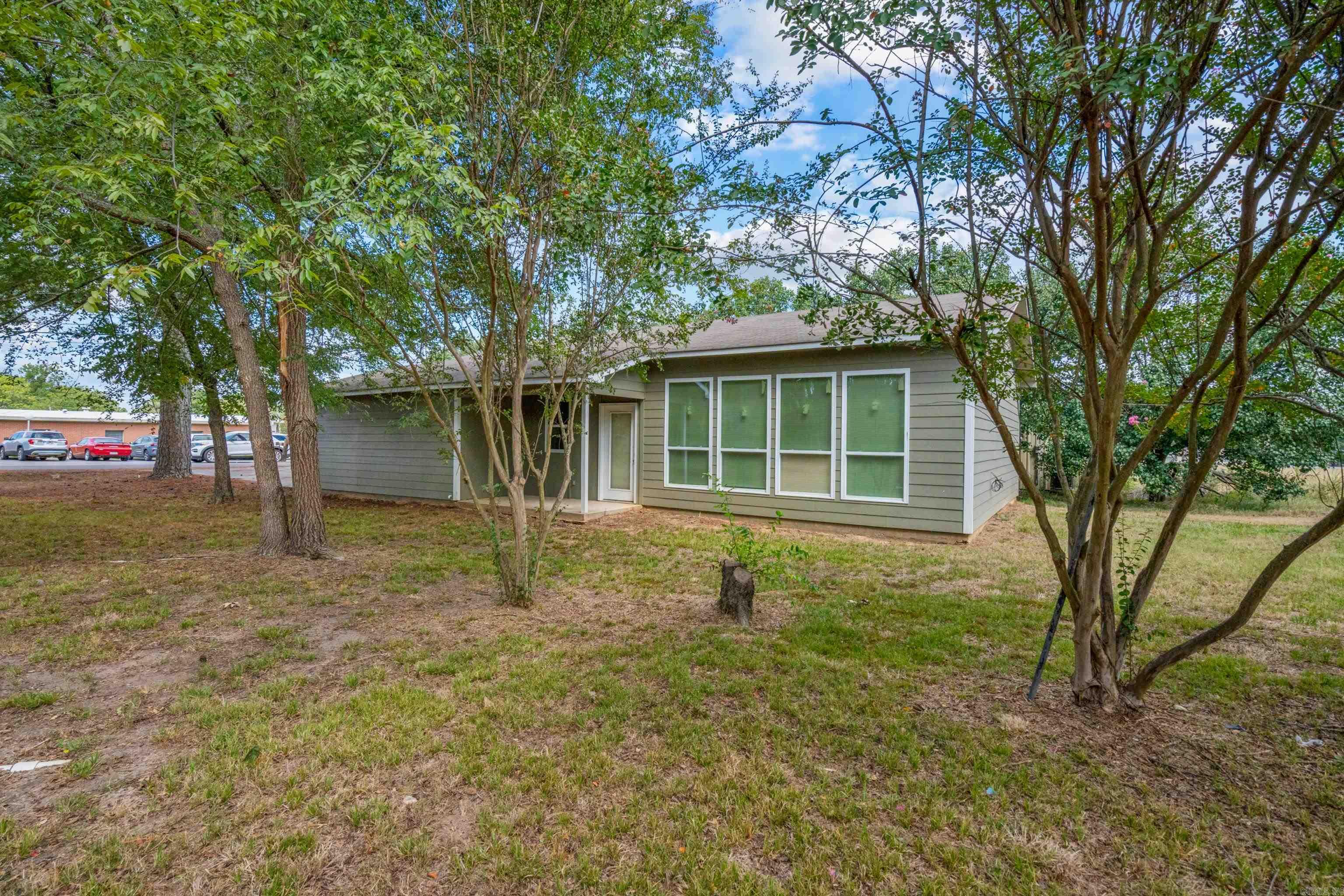 1422 W 2nd North  Prescott, AR