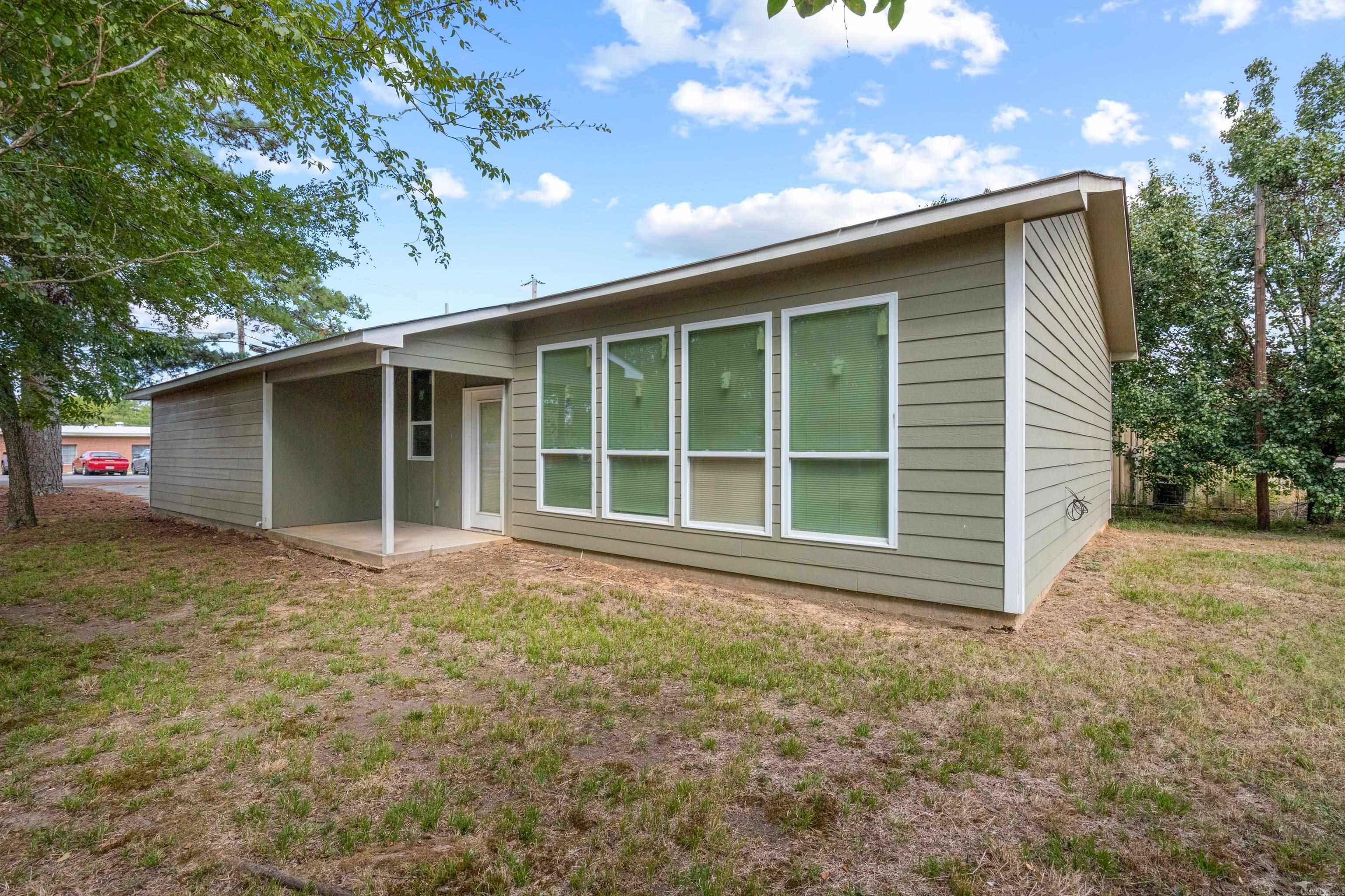 1422 W 2nd North  Prescott, AR