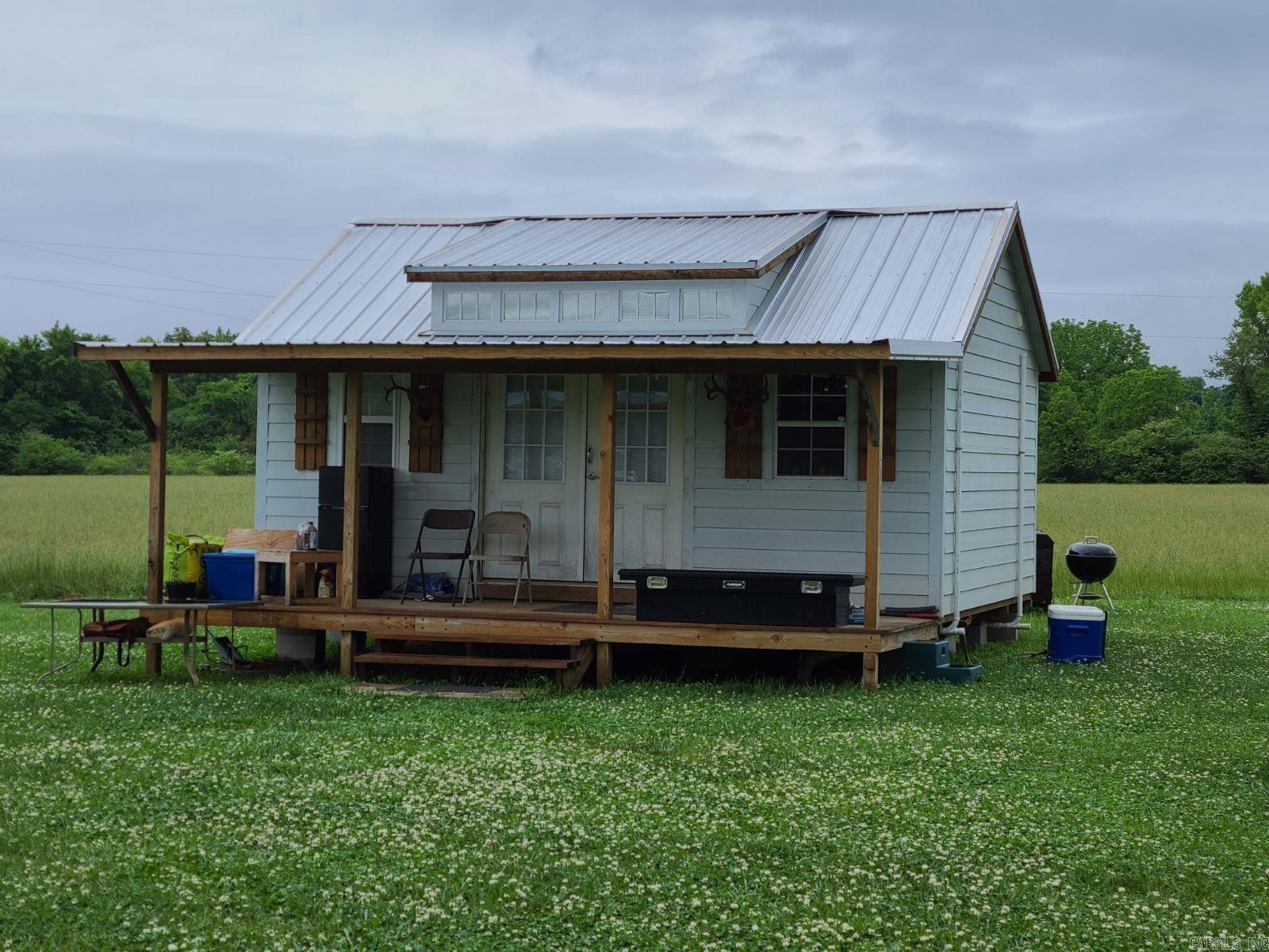181  Polk Road 127  Mena, AR