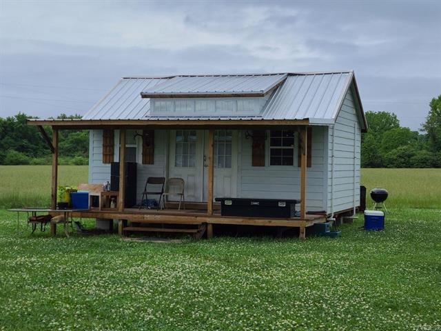 181  Polk Road 127  Mena, AR